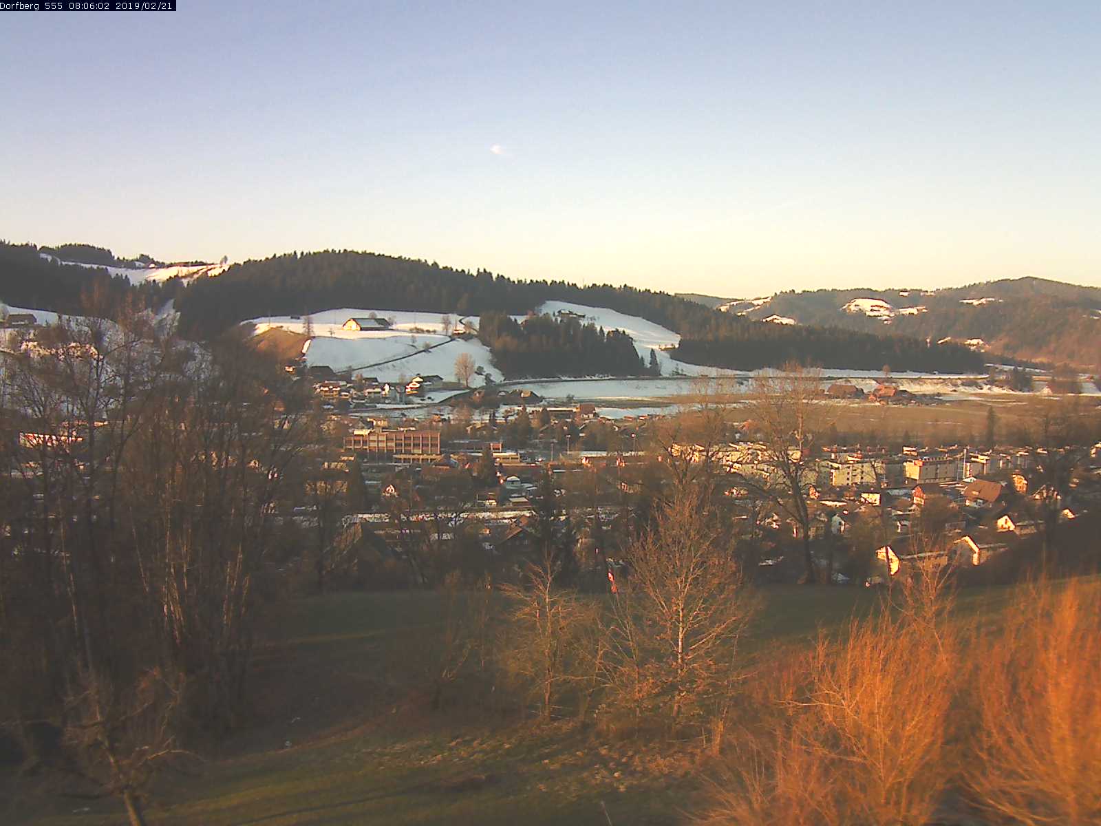 Webcam-Bild: Aussicht vom Dorfberg in Langnau 20190221-080601
