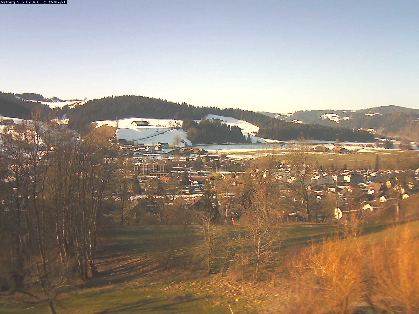 Webcam-Bild: Aussicht vom Dorfberg in Langnau 20190221-090601