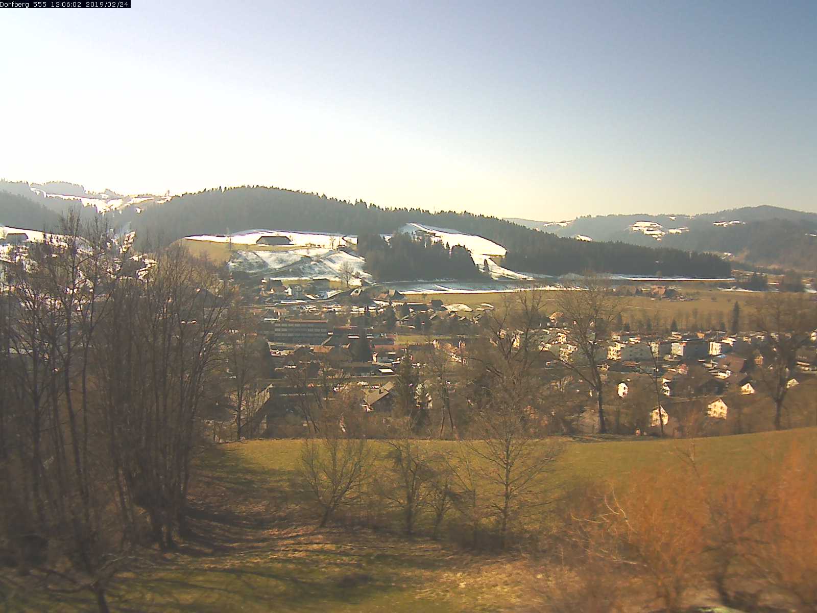 Webcam-Bild: Aussicht vom Dorfberg in Langnau 20190224-120601