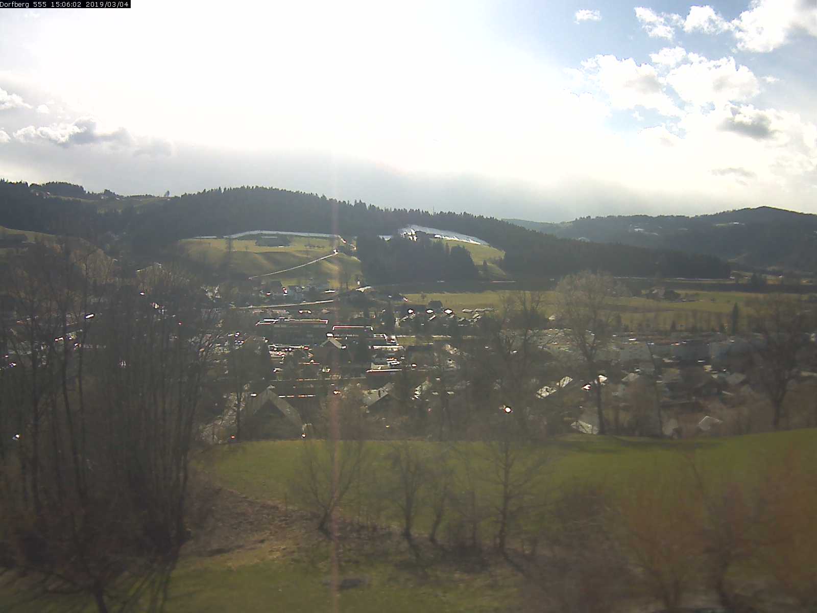Webcam-Bild: Aussicht vom Dorfberg in Langnau 20190304-150601