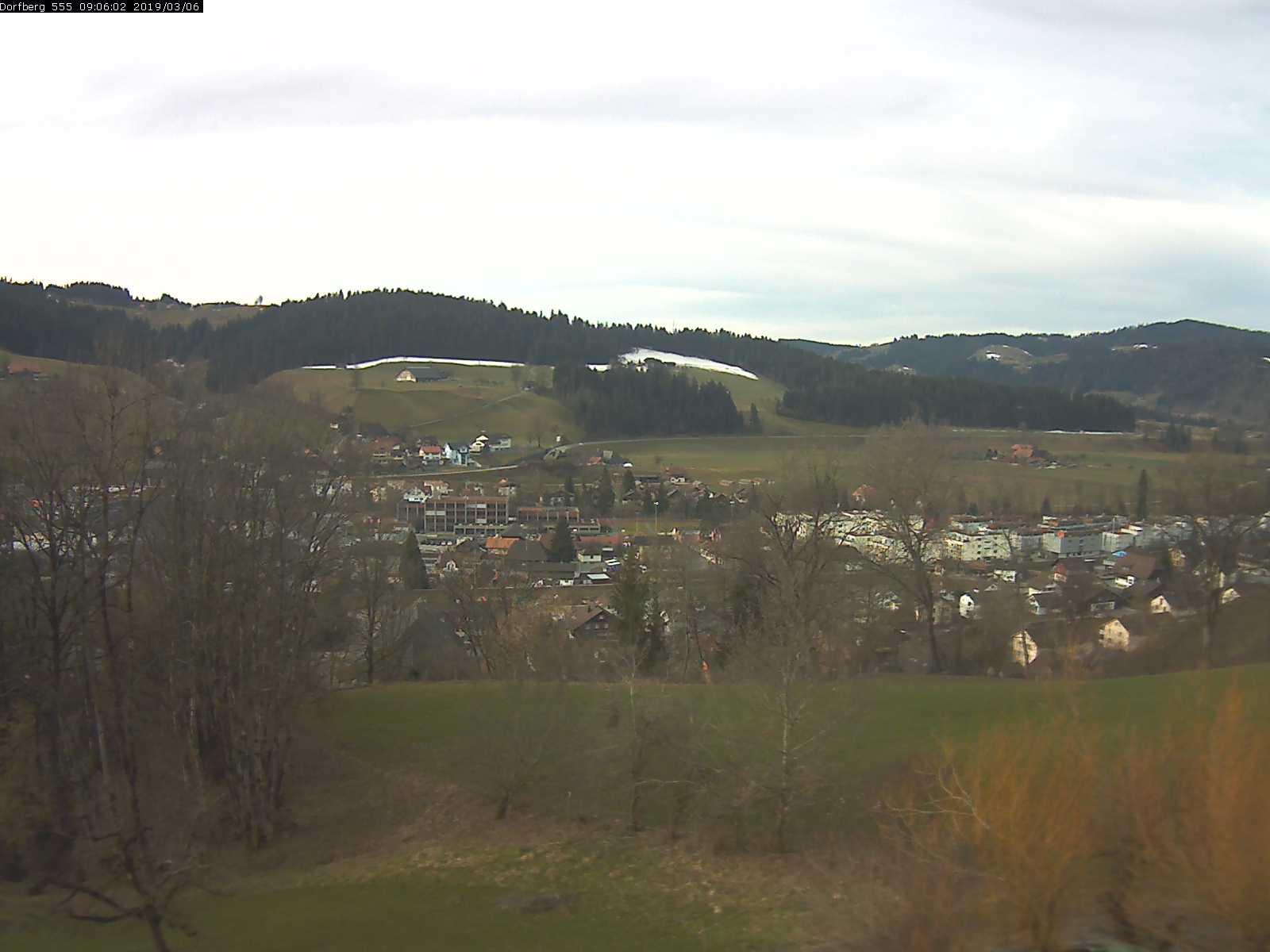 Webcam-Bild: Aussicht vom Dorfberg in Langnau 20190306-090601