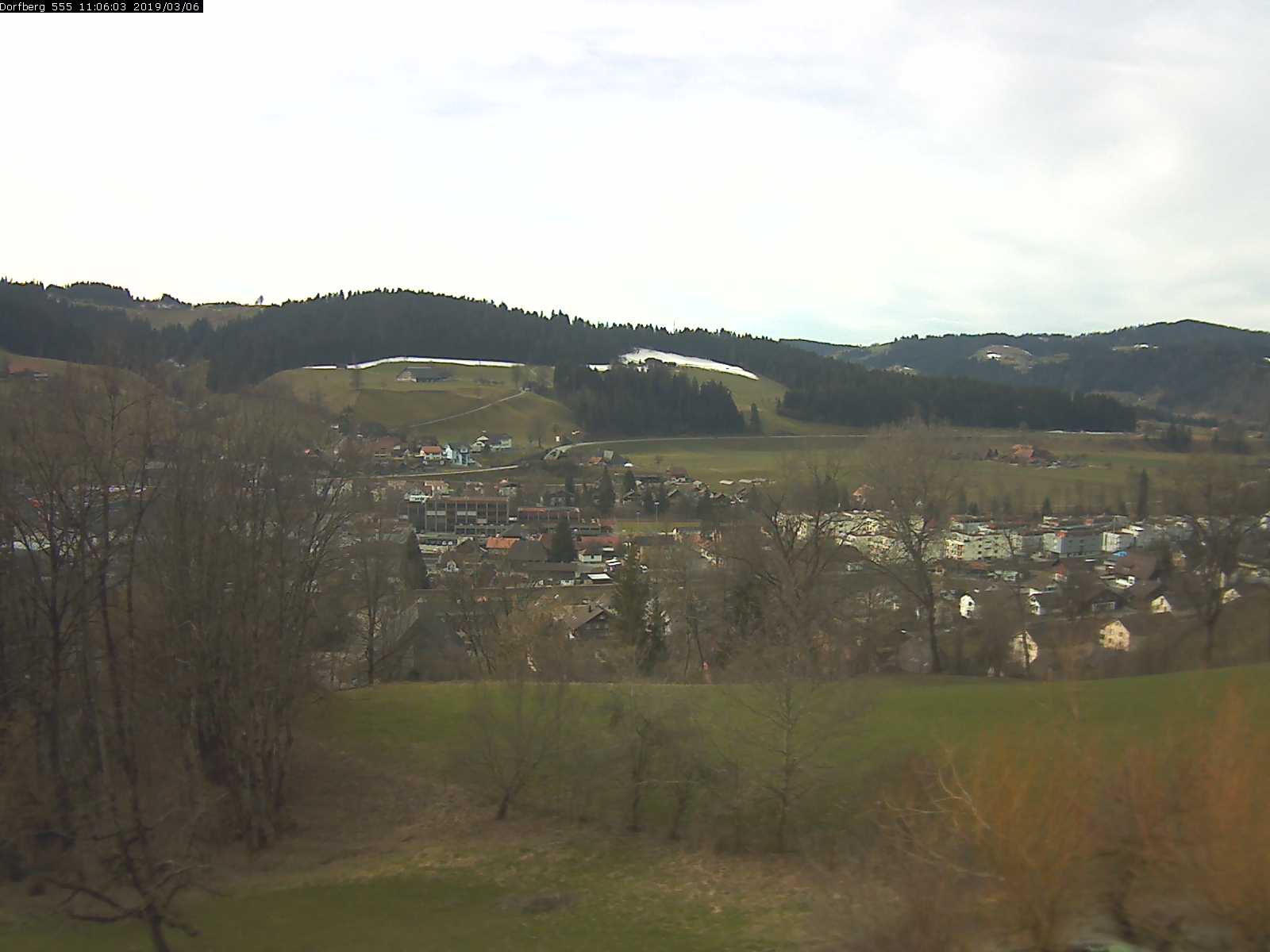 Webcam-Bild: Aussicht vom Dorfberg in Langnau 20190306-110601