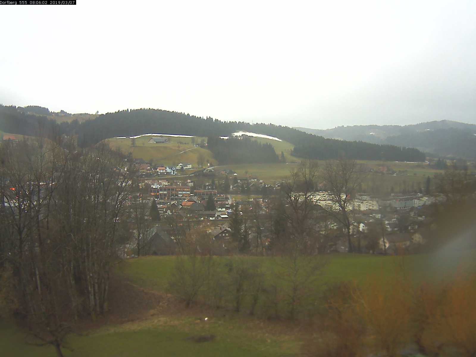 Webcam-Bild: Aussicht vom Dorfberg in Langnau 20190307-080601
