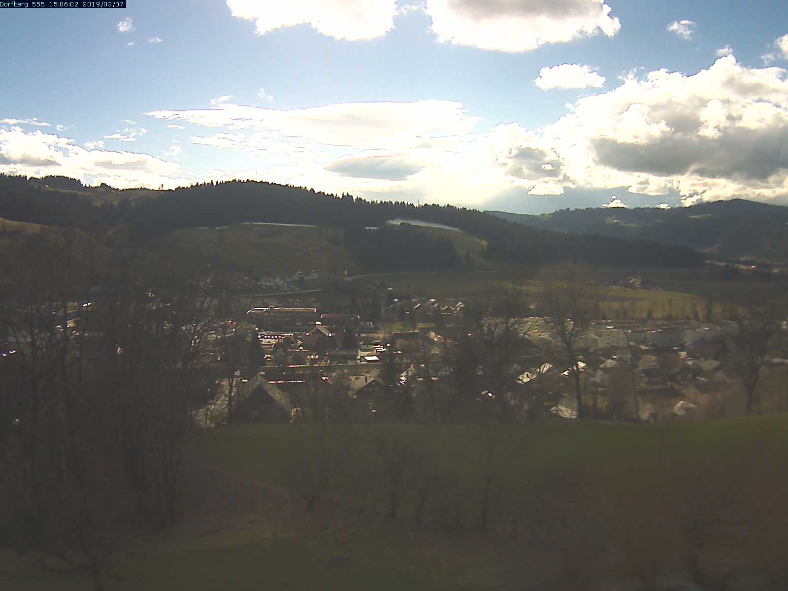 Webcam-Bild: Aussicht vom Dorfberg in Langnau 20190307-150601