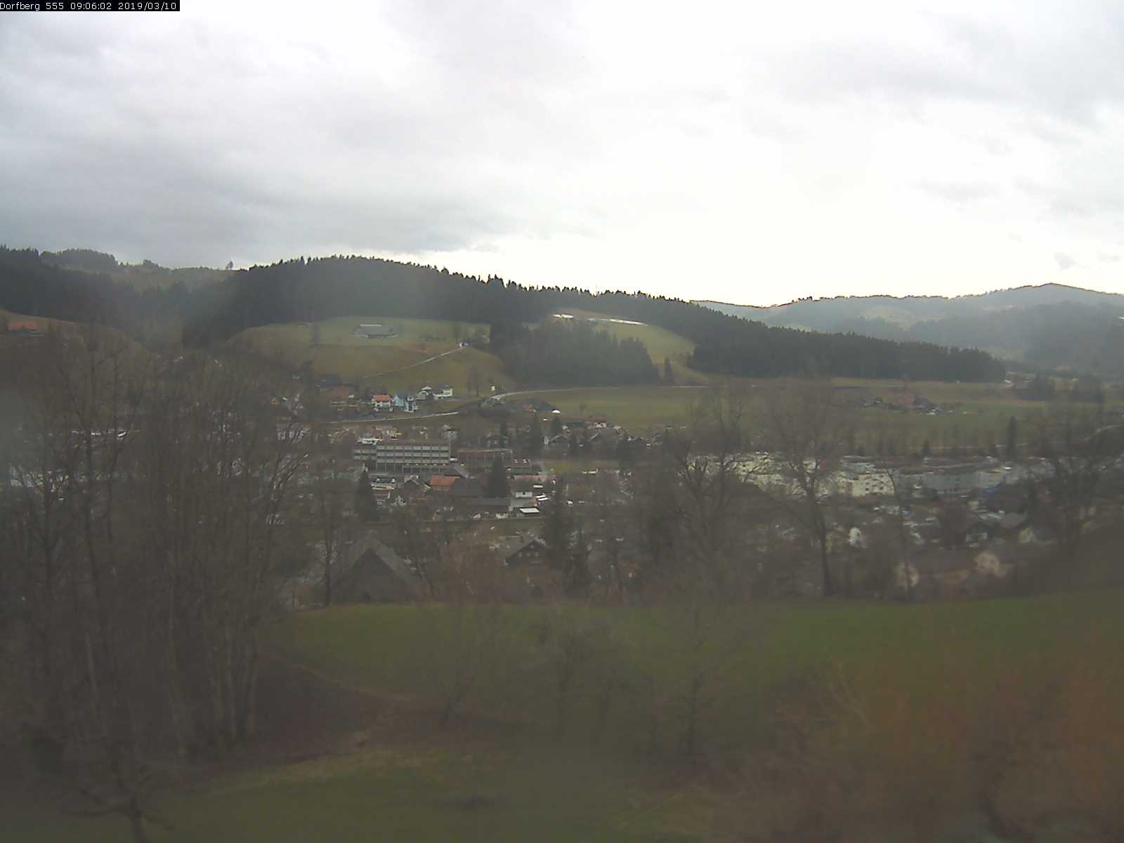 Webcam-Bild: Aussicht vom Dorfberg in Langnau 20190310-090601