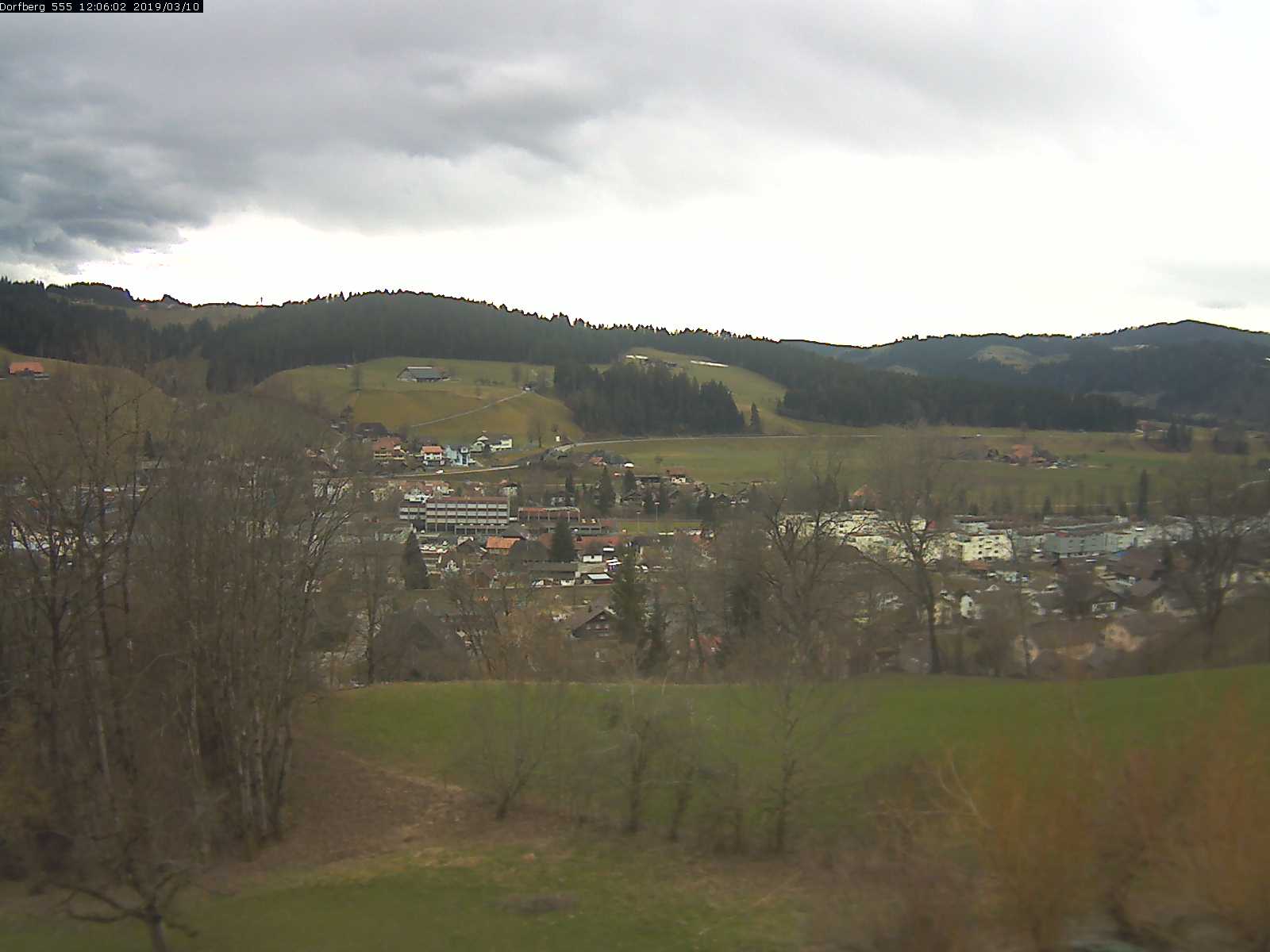 Webcam-Bild: Aussicht vom Dorfberg in Langnau 20190310-120601