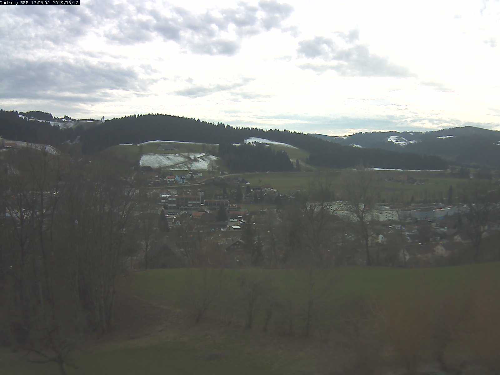 Webcam-Bild: Aussicht vom Dorfberg in Langnau 20190312-170601