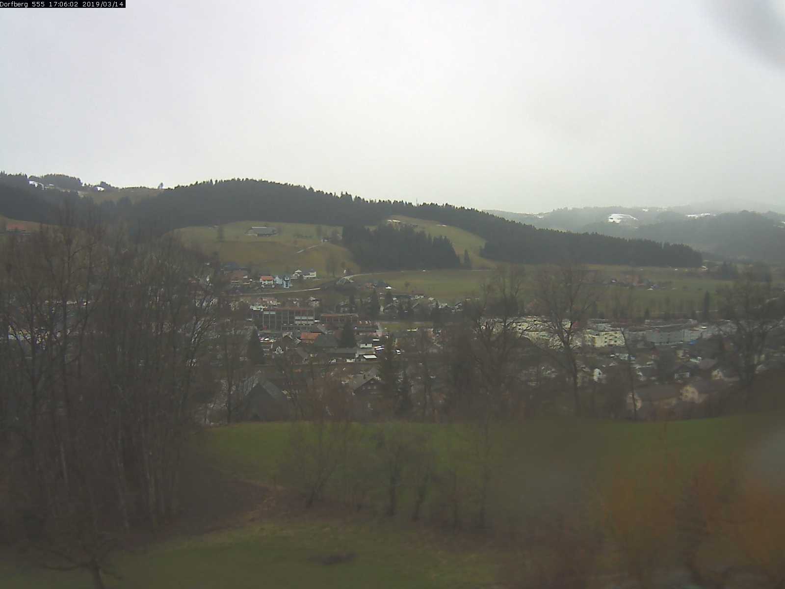 Webcam-Bild: Aussicht vom Dorfberg in Langnau 20190314-170601