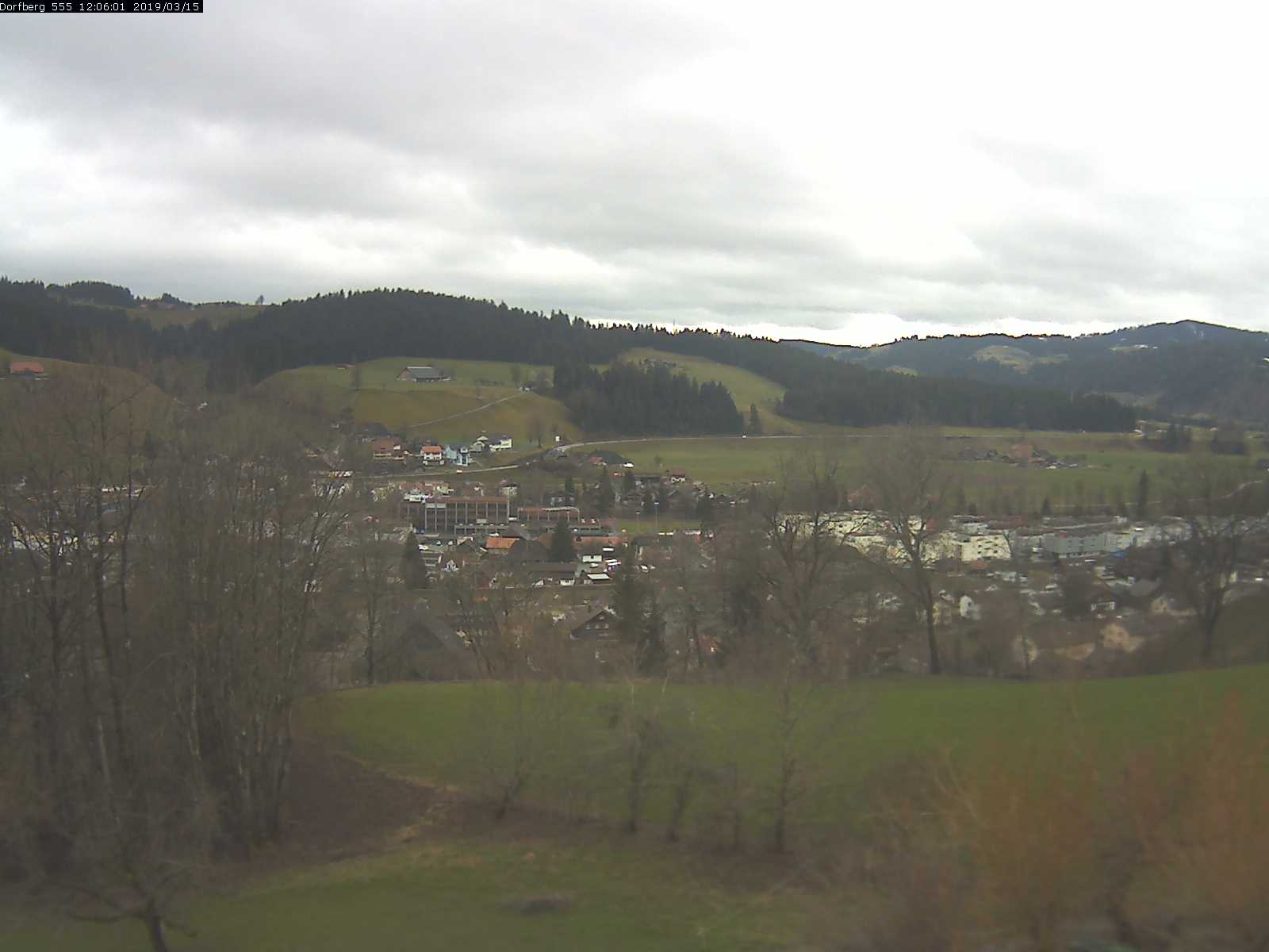 Webcam-Bild: Aussicht vom Dorfberg in Langnau 20190315-120601