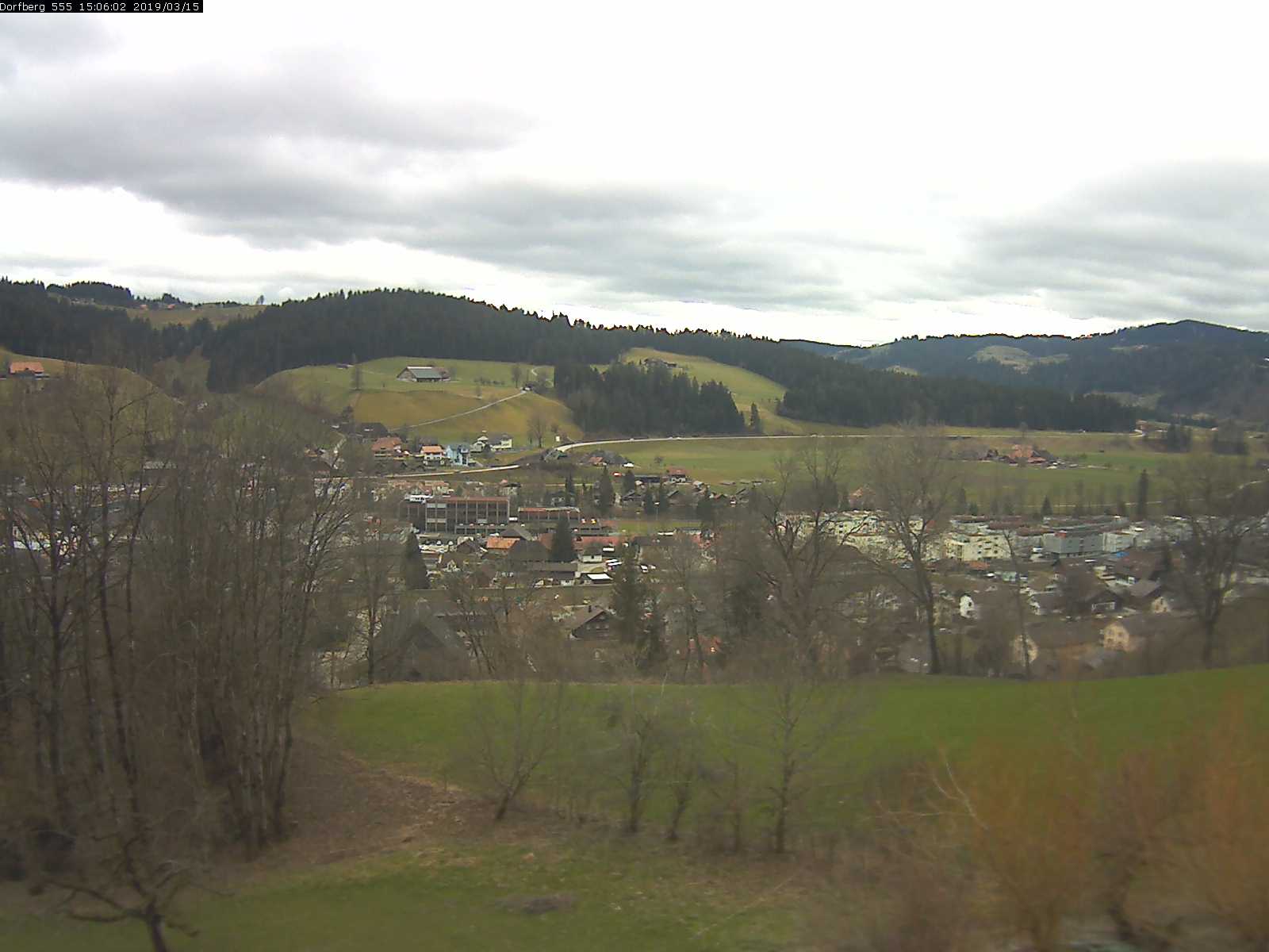 Webcam-Bild: Aussicht vom Dorfberg in Langnau 20190315-150601