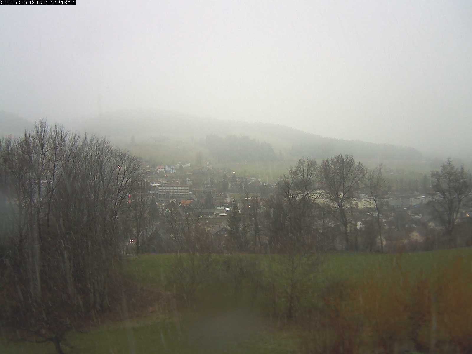 Webcam-Bild: Aussicht vom Dorfberg in Langnau 20190317-180601