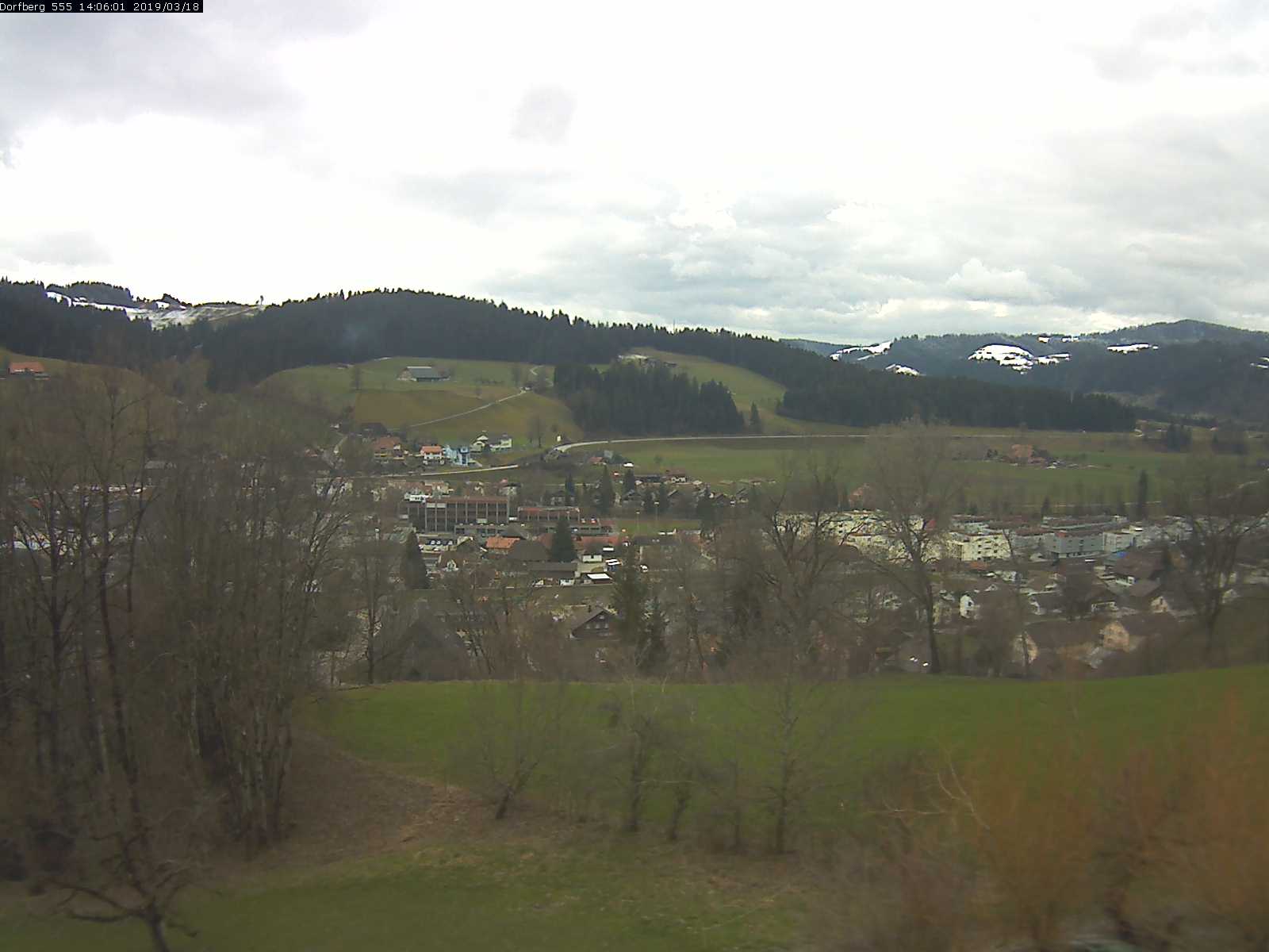 Webcam-Bild: Aussicht vom Dorfberg in Langnau 20190318-140601