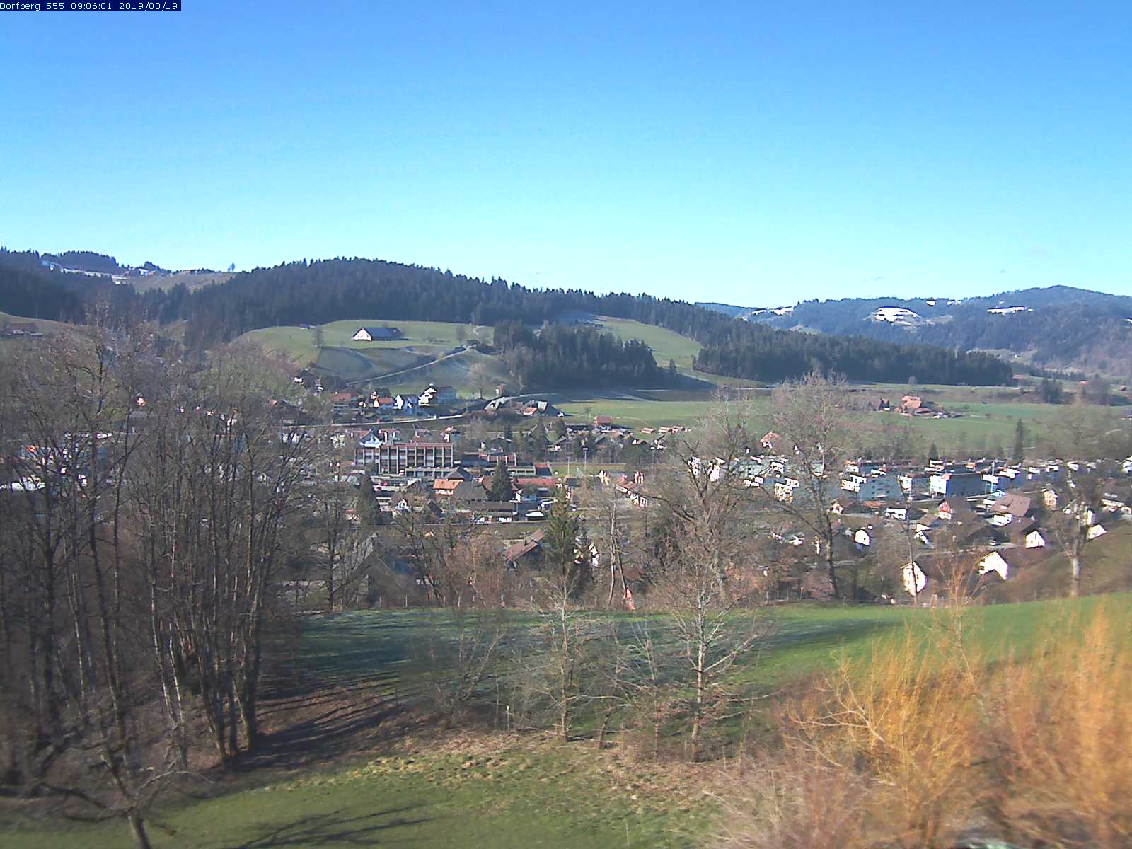 Webcam-Bild: Aussicht vom Dorfberg in Langnau 20190319-090601