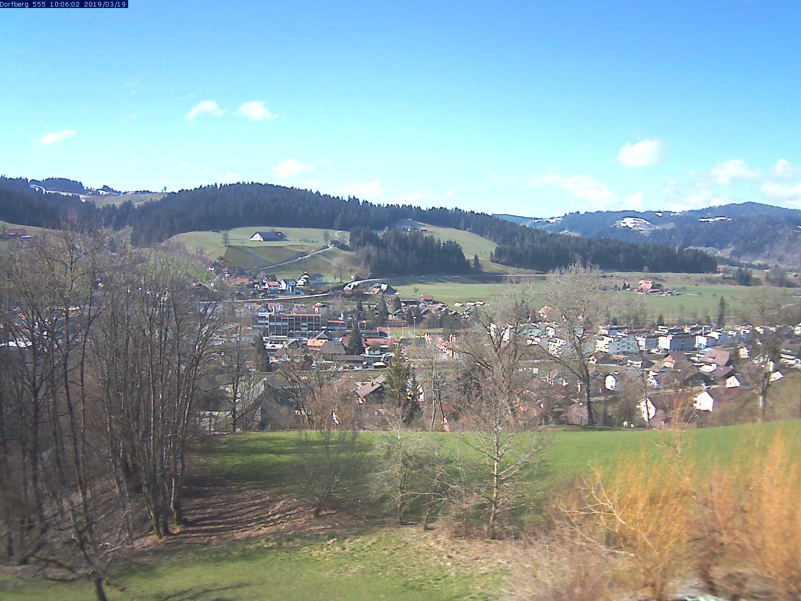 Webcam-Bild: Aussicht vom Dorfberg in Langnau 20190319-100601