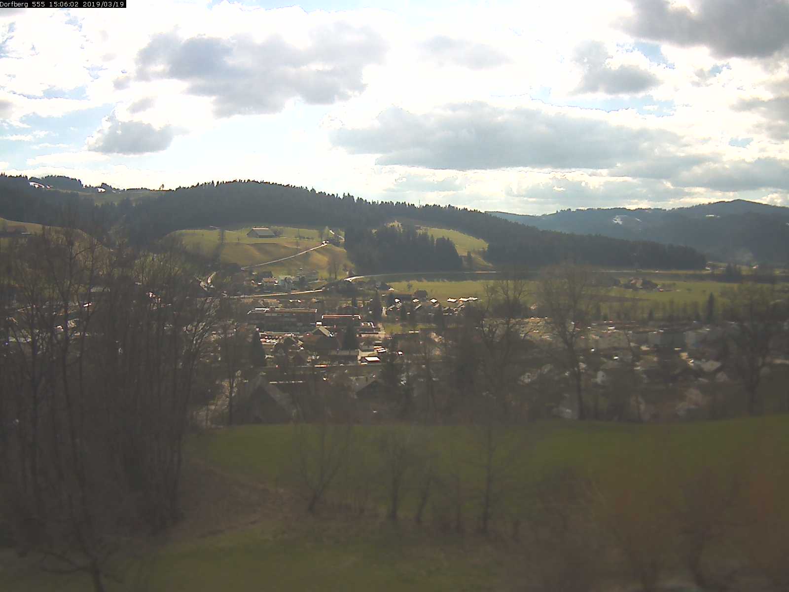 Webcam-Bild: Aussicht vom Dorfberg in Langnau 20190319-150601