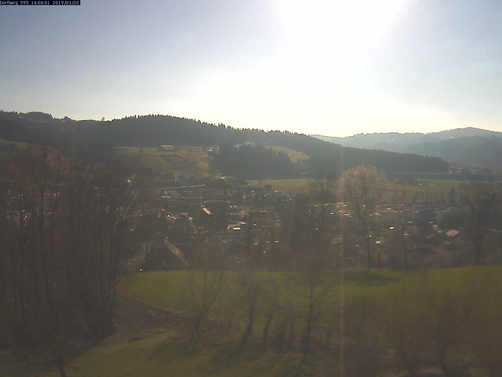 Webcam-Bild: Aussicht vom Dorfberg in Langnau 20190320-160601