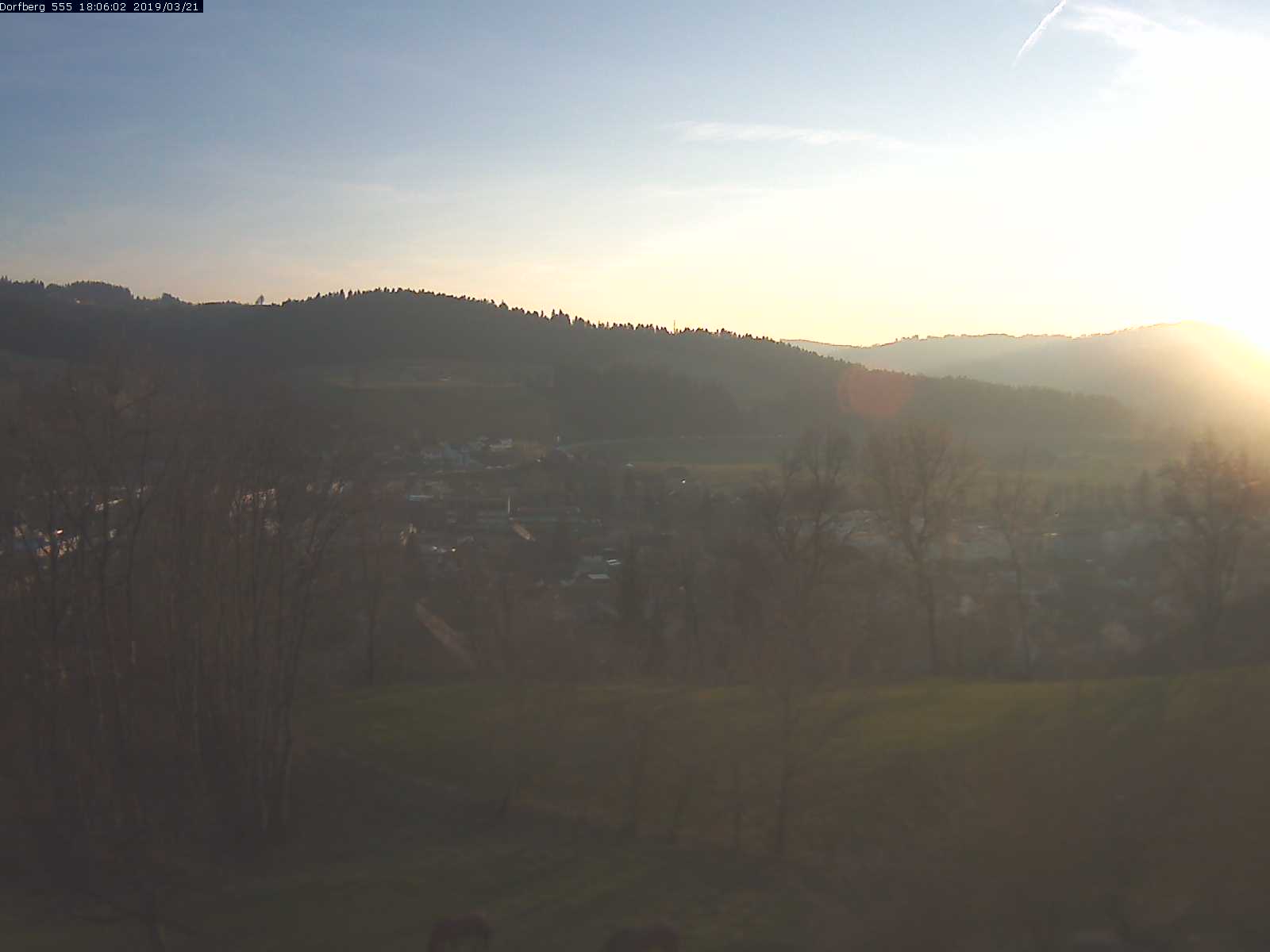 Webcam-Bild: Aussicht vom Dorfberg in Langnau 20190321-180601
