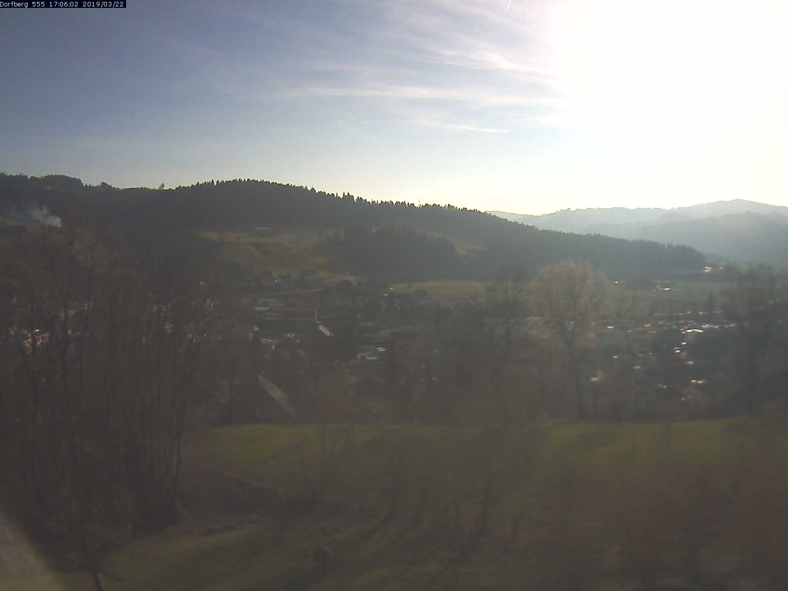 Webcam-Bild: Aussicht vom Dorfberg in Langnau 20190322-170601