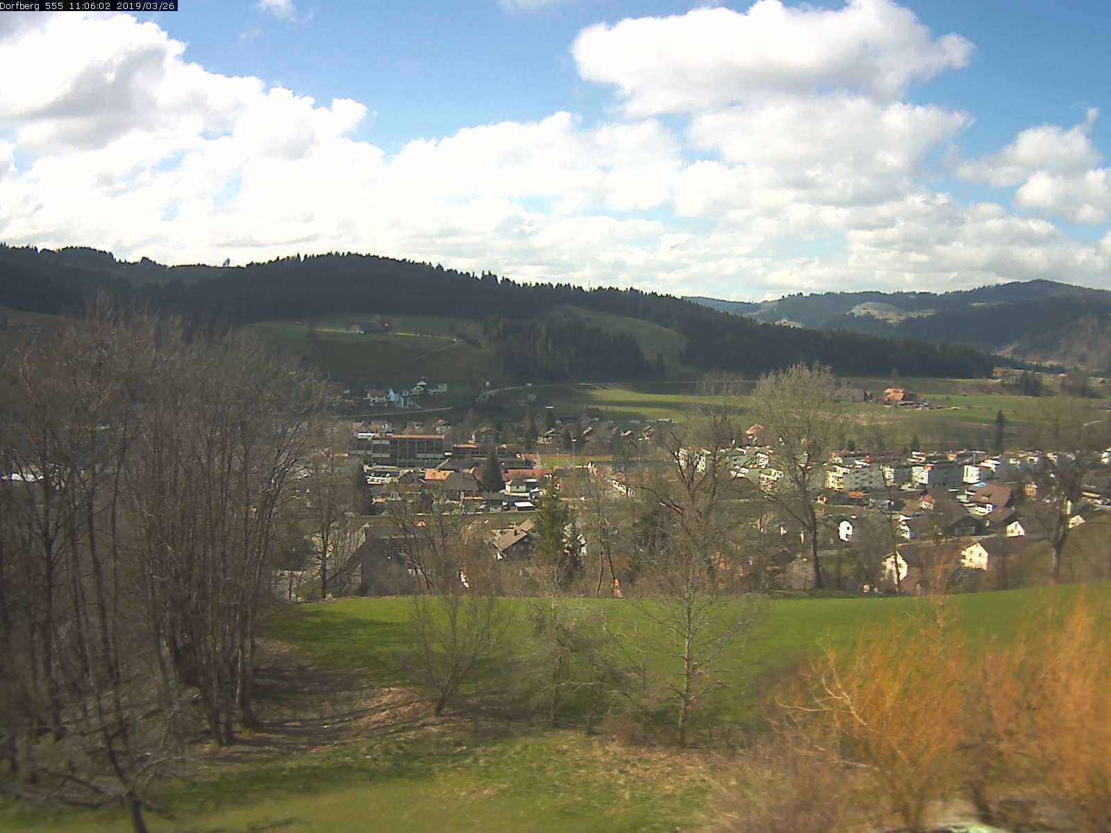 Webcam-Bild: Aussicht vom Dorfberg in Langnau 20190326-110601