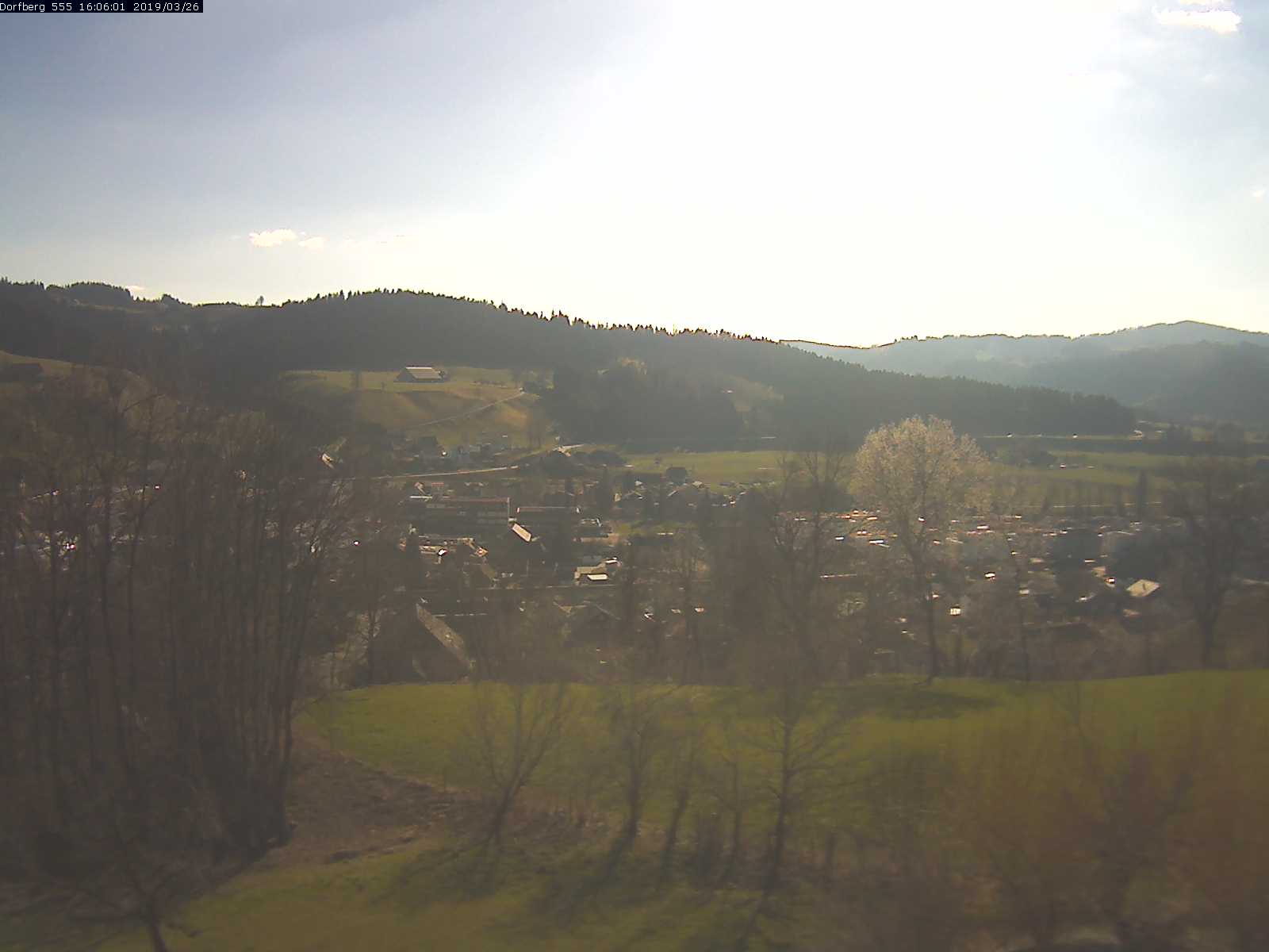 Webcam-Bild: Aussicht vom Dorfberg in Langnau 20190326-160601
