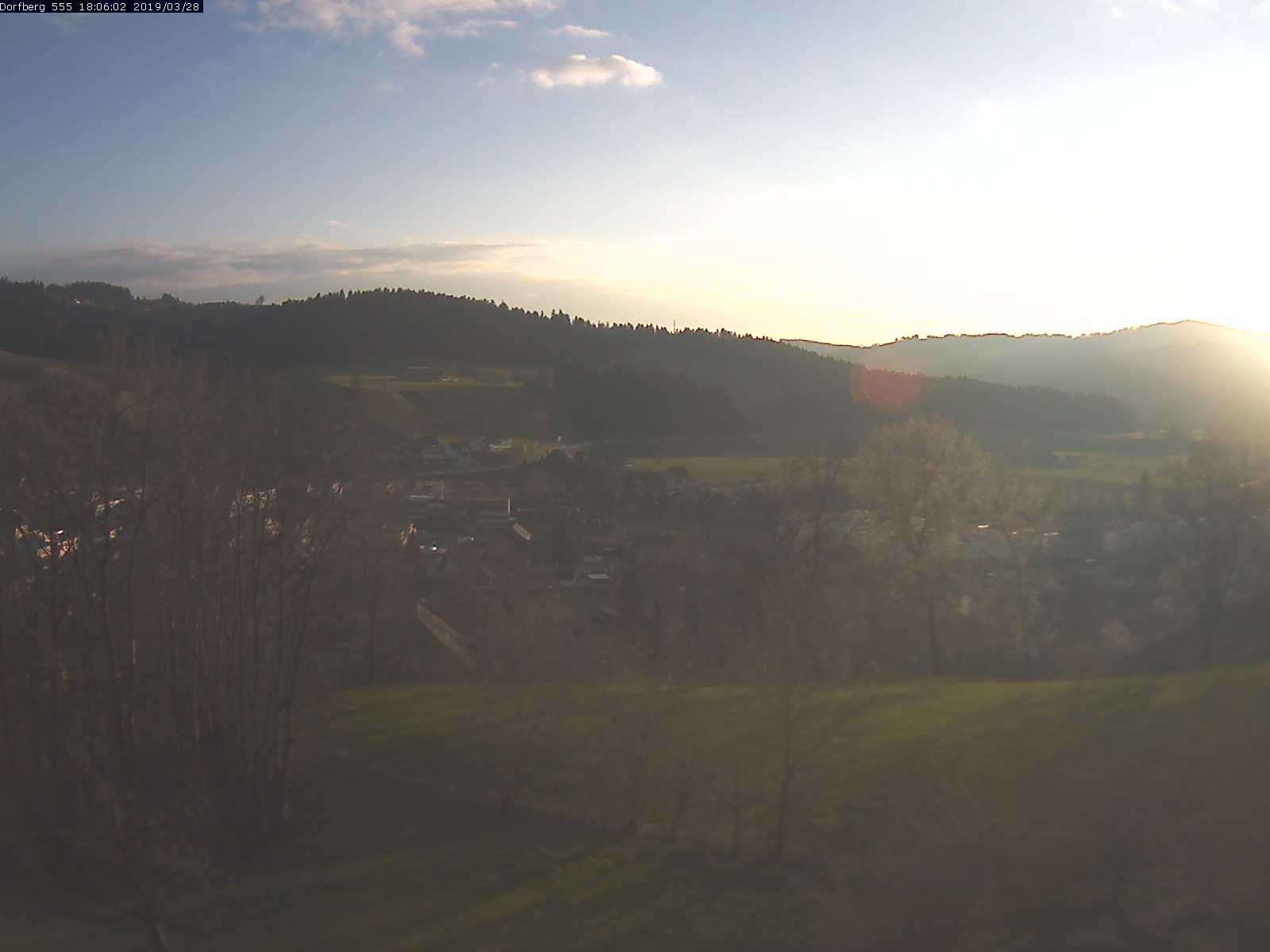 Webcam-Bild: Aussicht vom Dorfberg in Langnau 20190328-180601