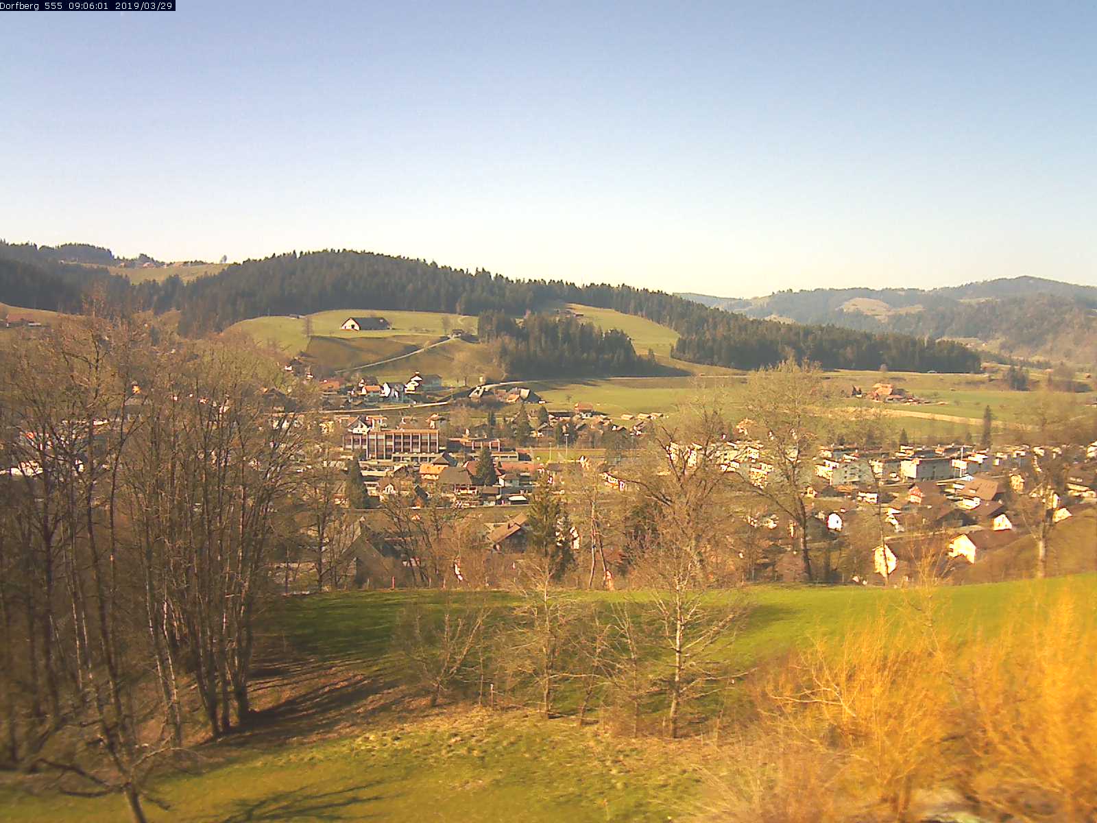 Webcam-Bild: Aussicht vom Dorfberg in Langnau 20190329-090601