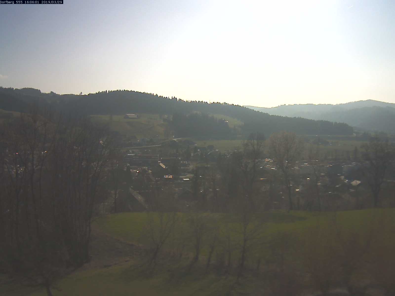Webcam-Bild: Aussicht vom Dorfberg in Langnau 20190329-160601