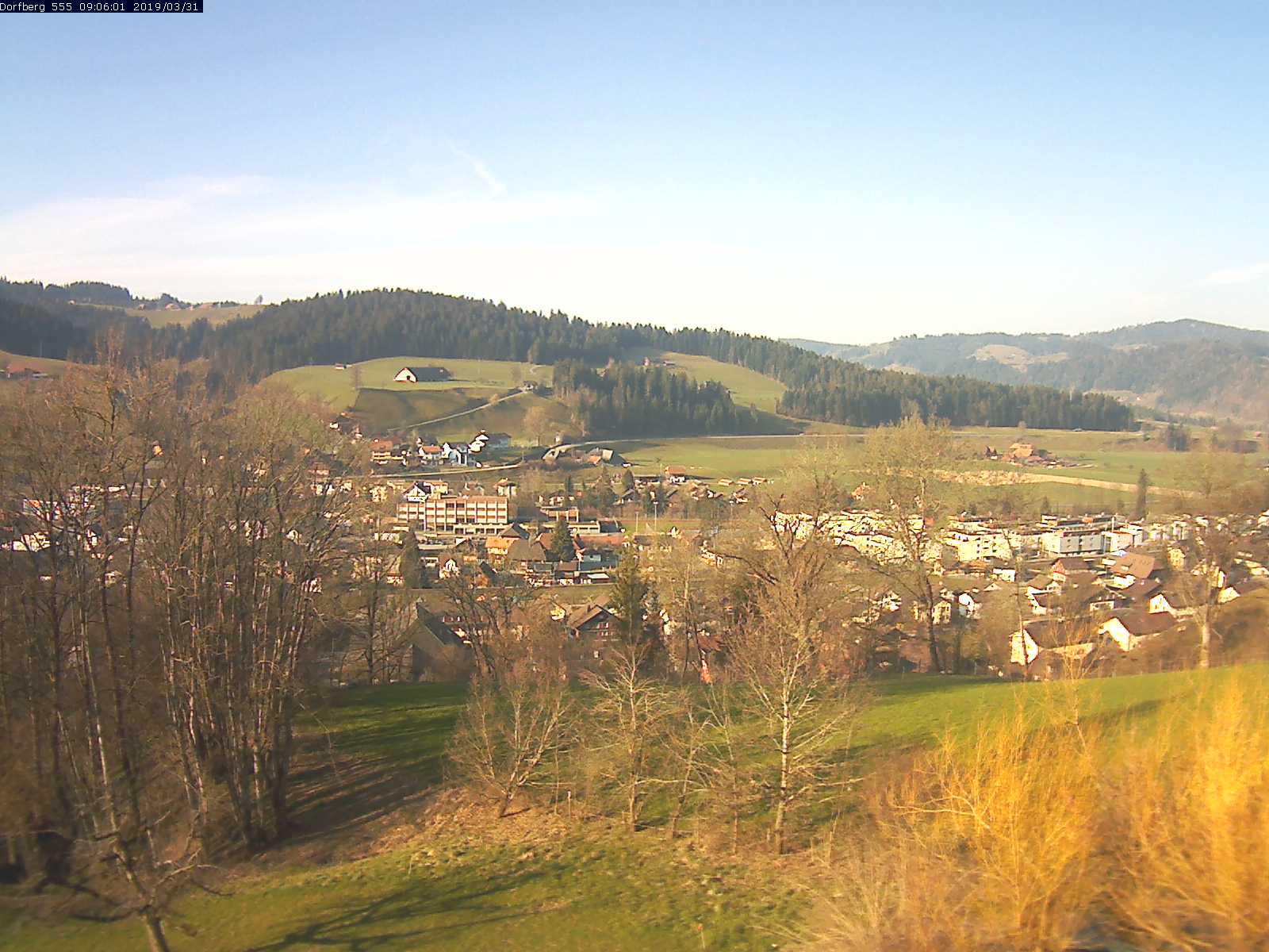Webcam-Bild: Aussicht vom Dorfberg in Langnau 20190331-090601