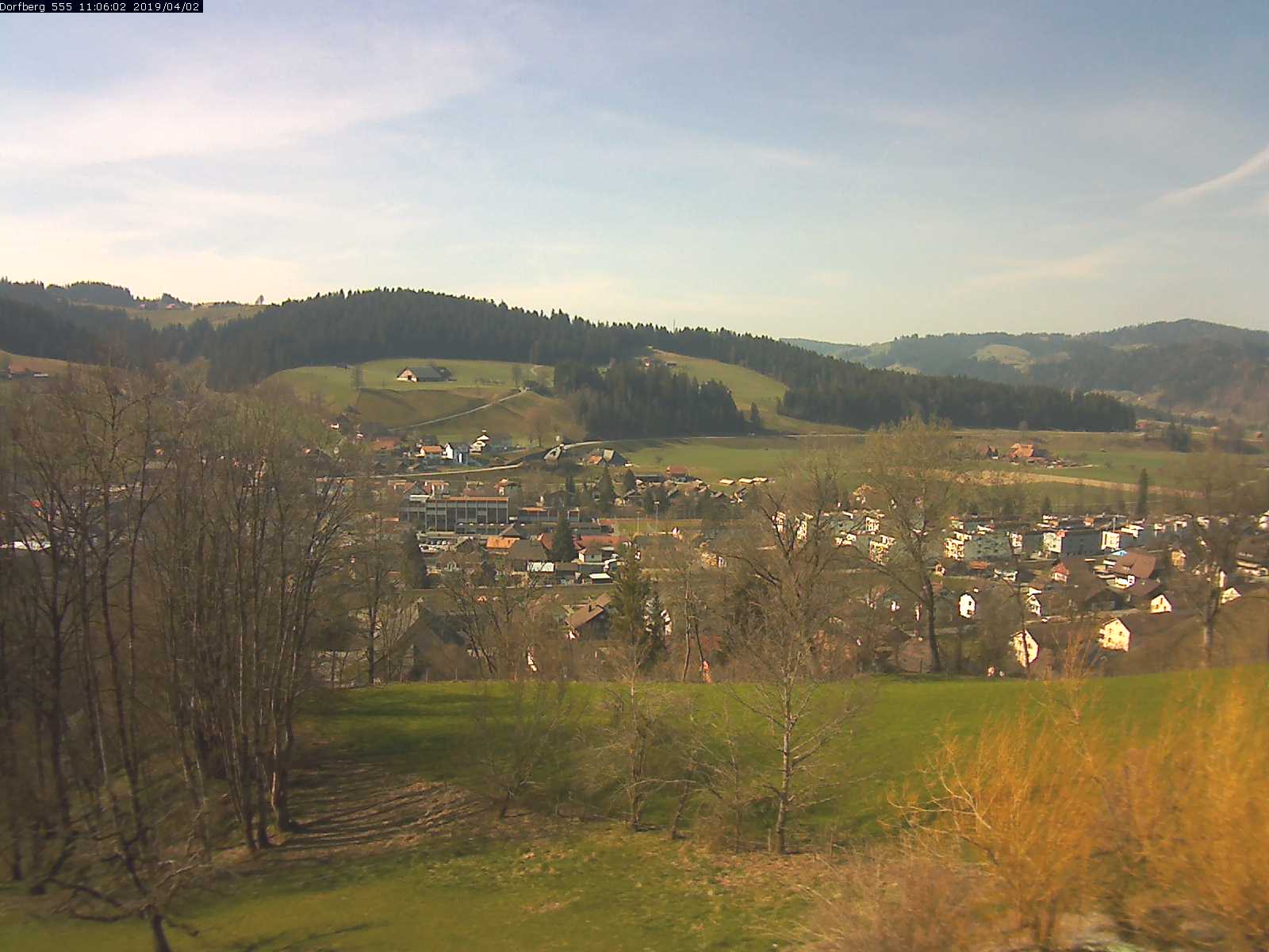 Webcam-Bild: Aussicht vom Dorfberg in Langnau 20190402-110601