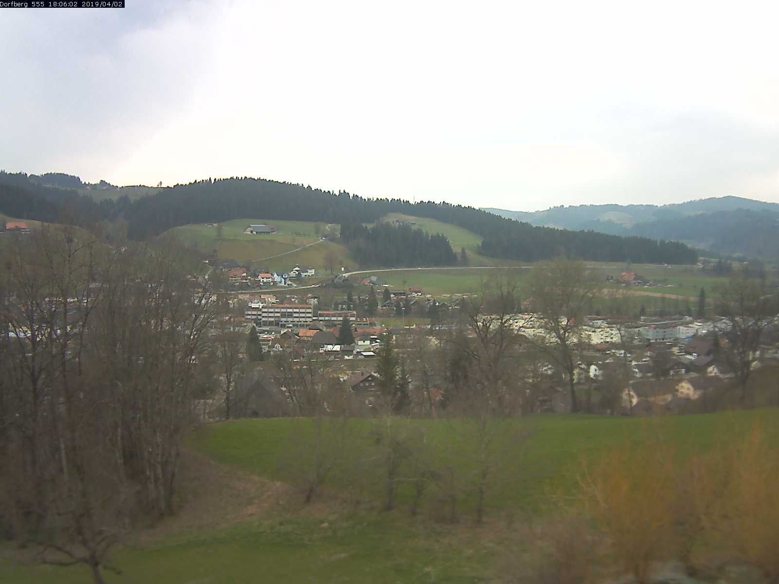 Webcam-Bild: Aussicht vom Dorfberg in Langnau 20190402-180601