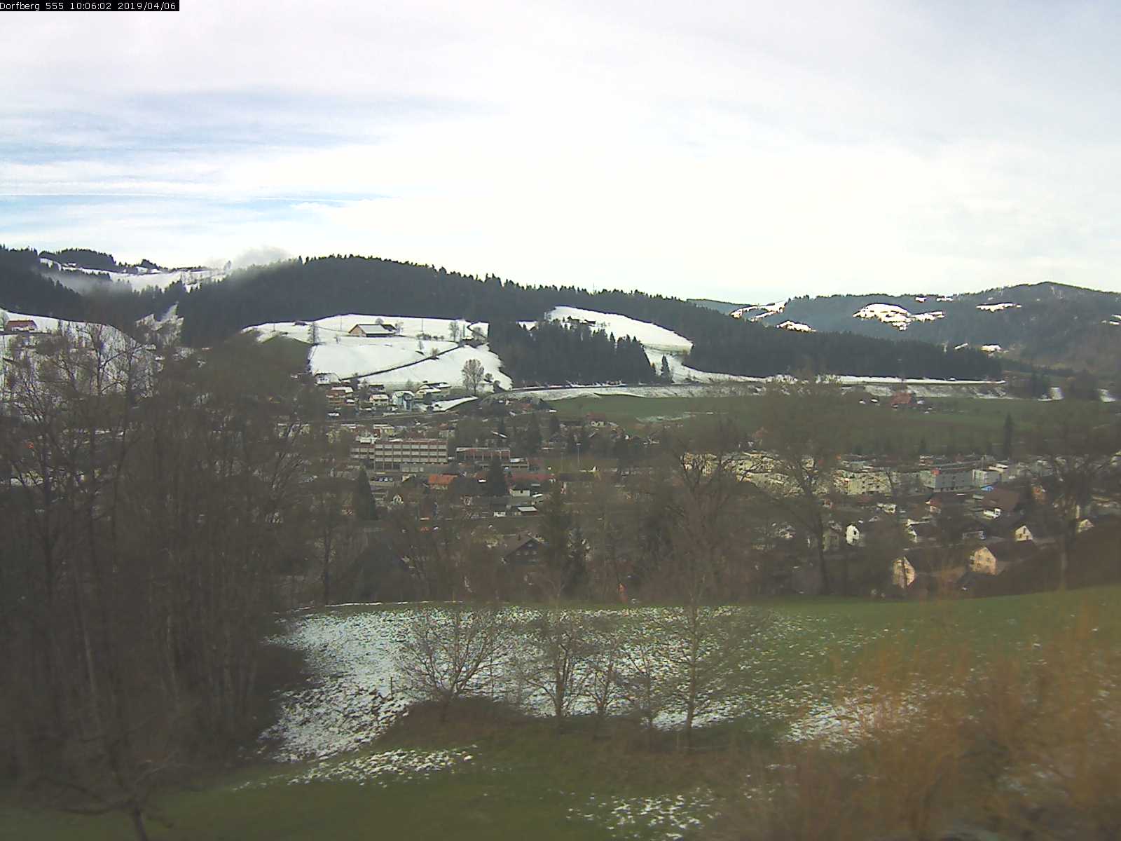 Webcam-Bild: Aussicht vom Dorfberg in Langnau 20190406-100601