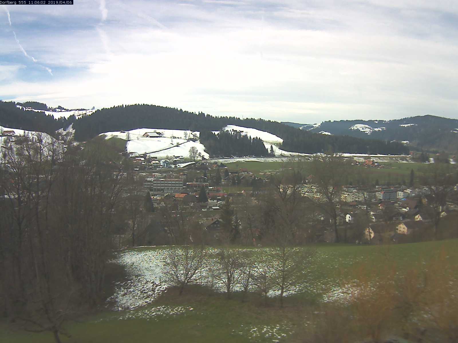 Webcam-Bild: Aussicht vom Dorfberg in Langnau 20190406-110601