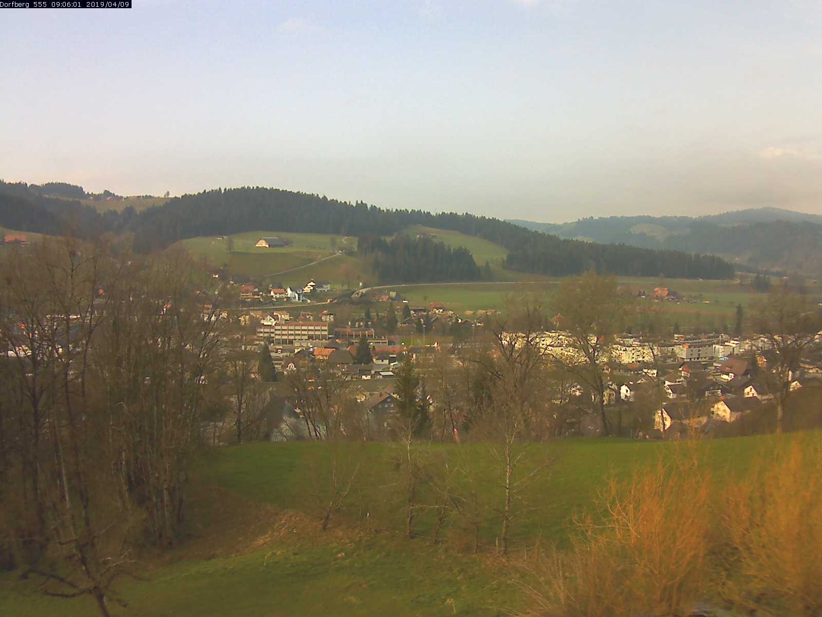 Webcam-Bild: Aussicht vom Dorfberg in Langnau 20190409-090601