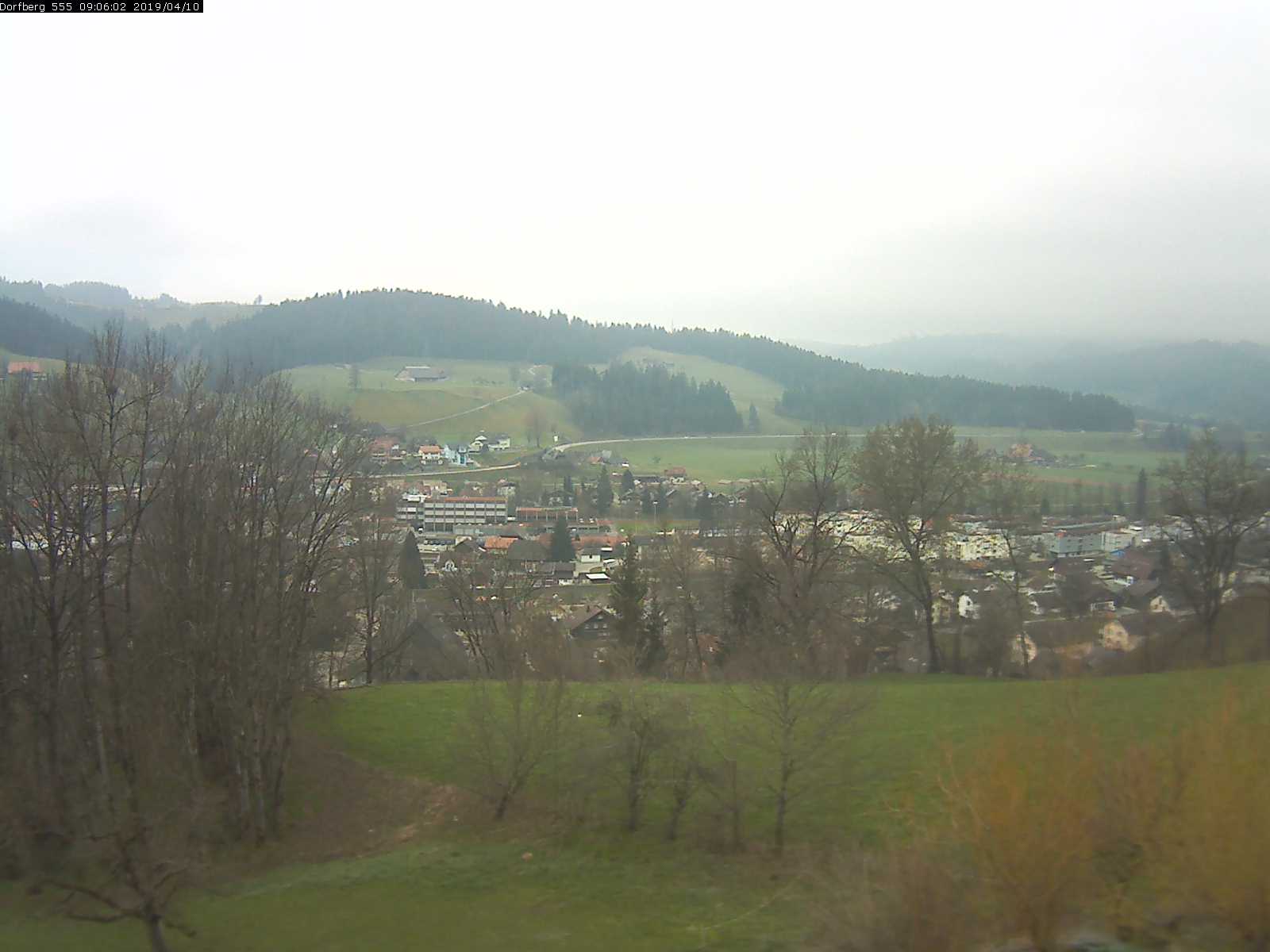Webcam-Bild: Aussicht vom Dorfberg in Langnau 20190410-090601