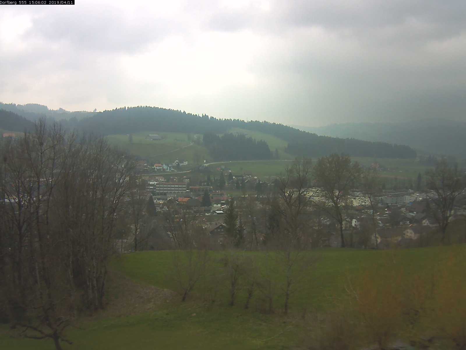 Webcam-Bild: Aussicht vom Dorfberg in Langnau 20190411-150601