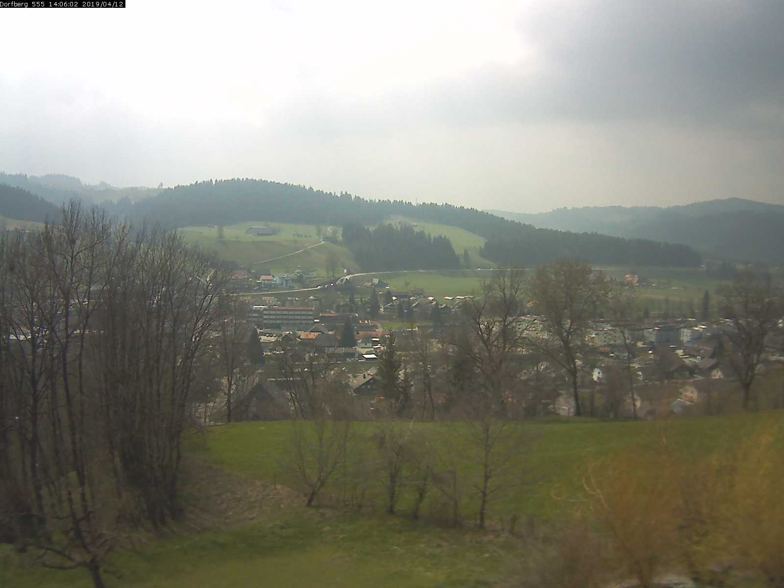 Webcam-Bild: Aussicht vom Dorfberg in Langnau 20190412-140601
