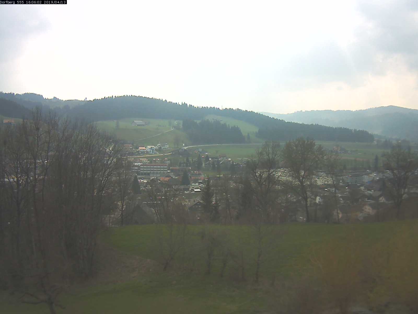 Webcam-Bild: Aussicht vom Dorfberg in Langnau 20190413-160601