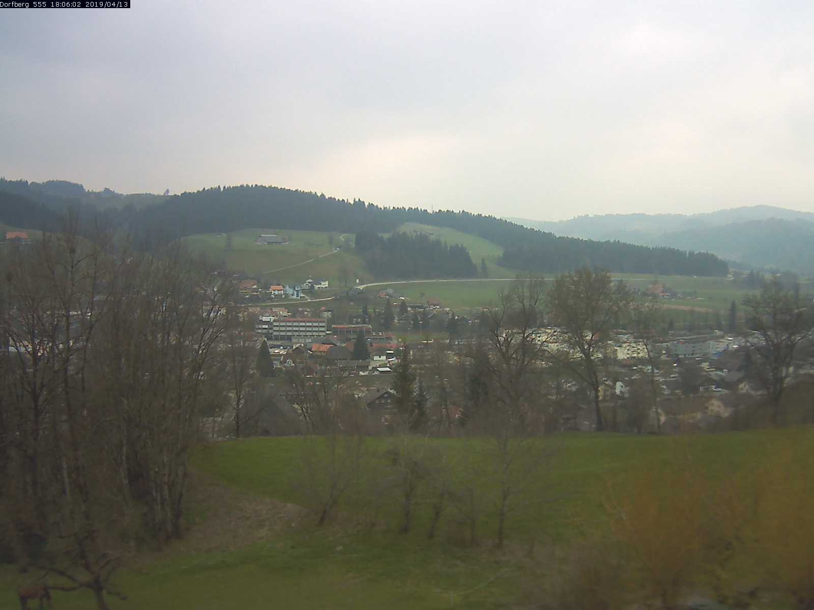 Webcam-Bild: Aussicht vom Dorfberg in Langnau 20190413-180601