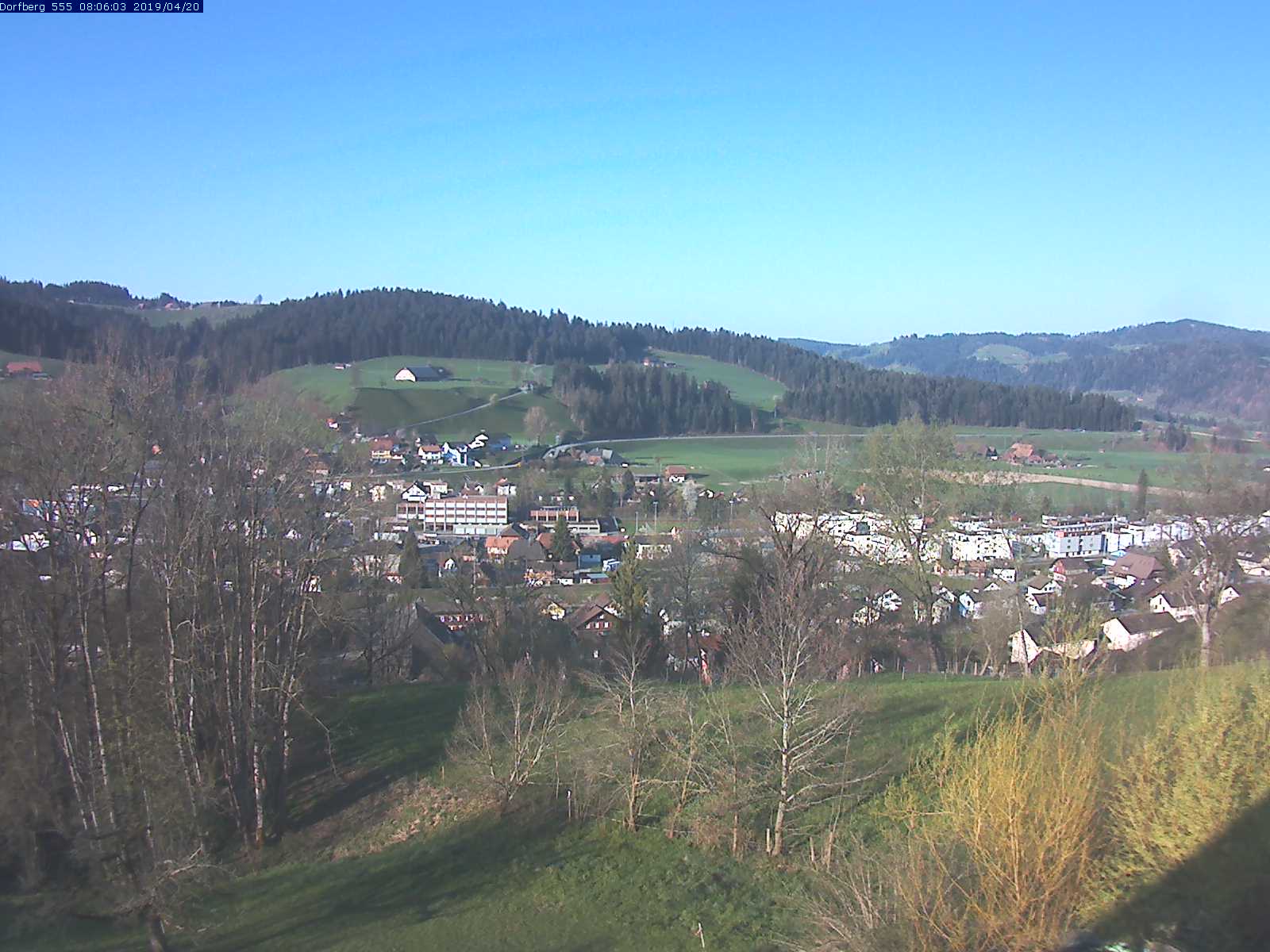 Webcam-Bild: Aussicht vom Dorfberg in Langnau 20190420-080601