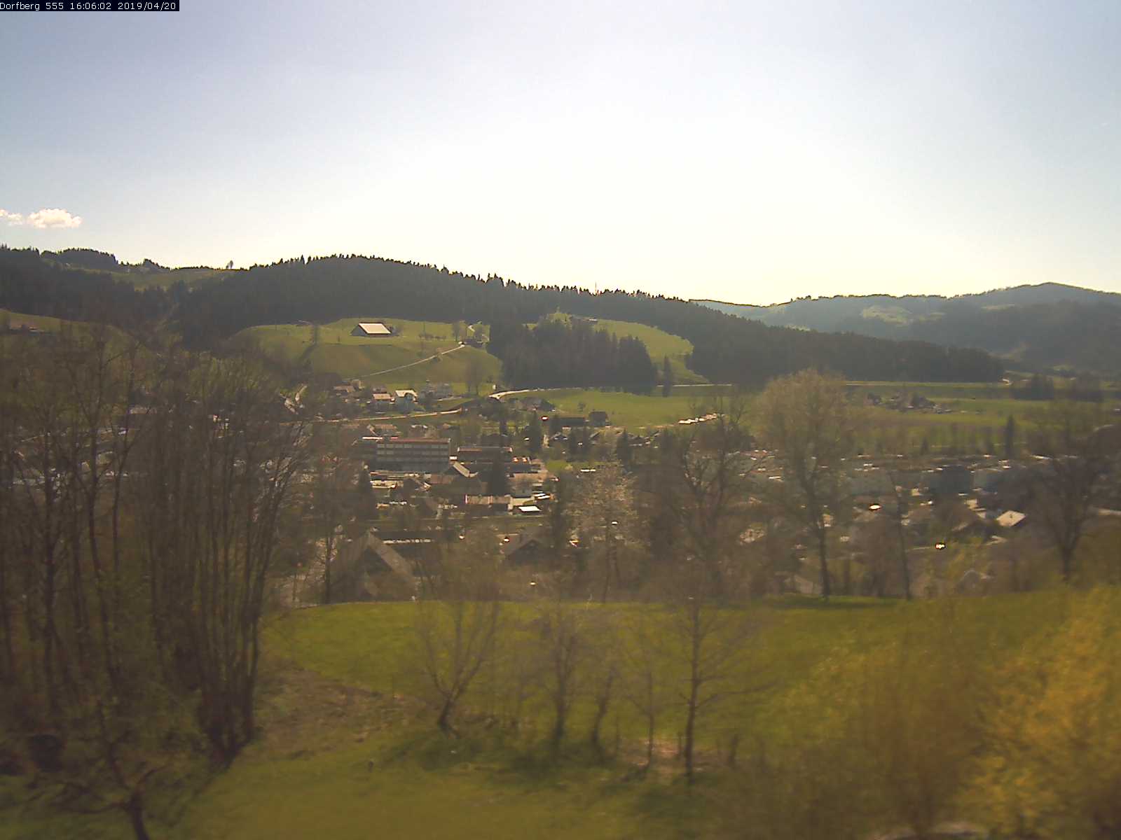 Webcam-Bild: Aussicht vom Dorfberg in Langnau 20190420-160601