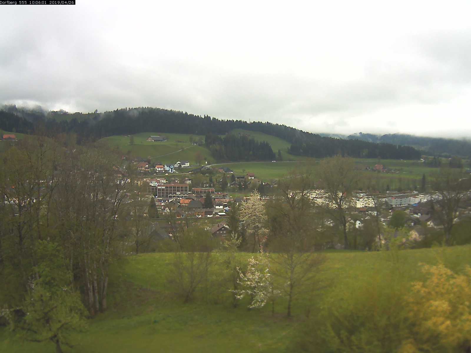 Webcam-Bild: Aussicht vom Dorfberg in Langnau 20190426-100601