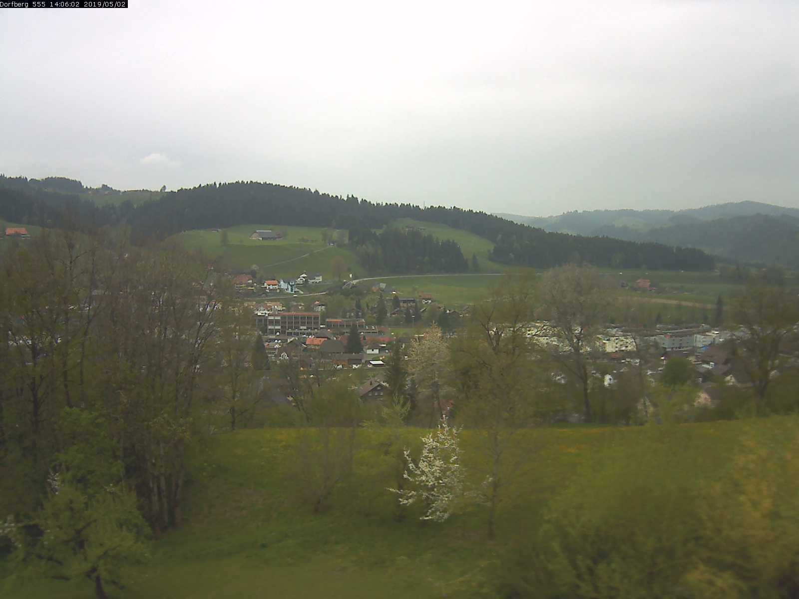 Webcam-Bild: Aussicht vom Dorfberg in Langnau 20190502-140601