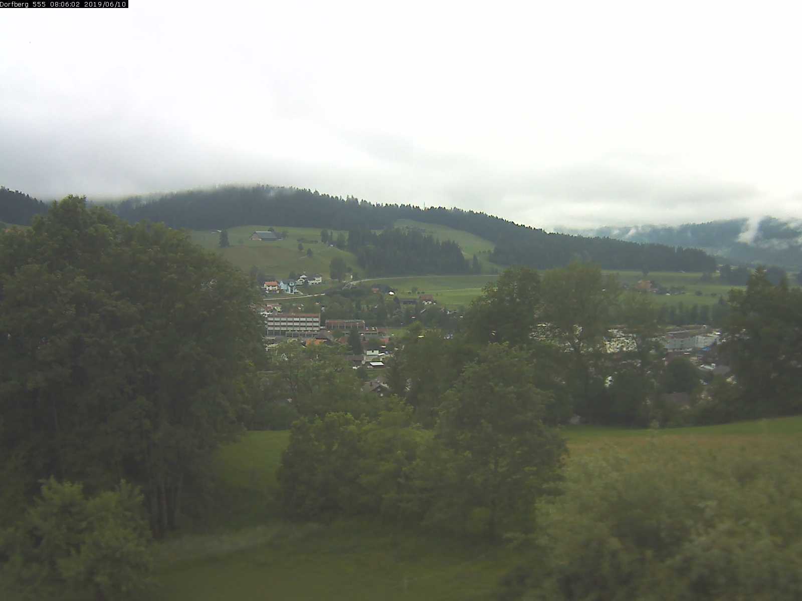 Webcam-Bild: Aussicht vom Dorfberg in Langnau 20190610-080601