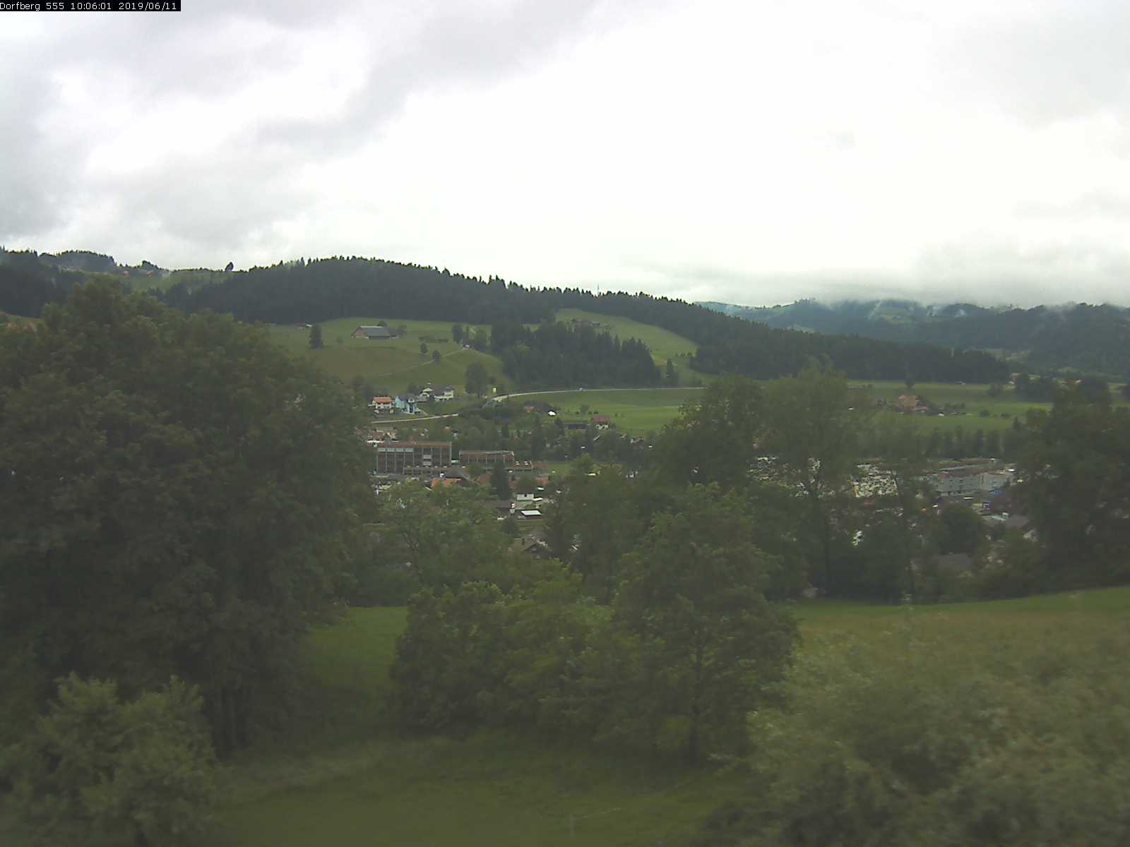 Webcam-Bild: Aussicht vom Dorfberg in Langnau 20190611-100601