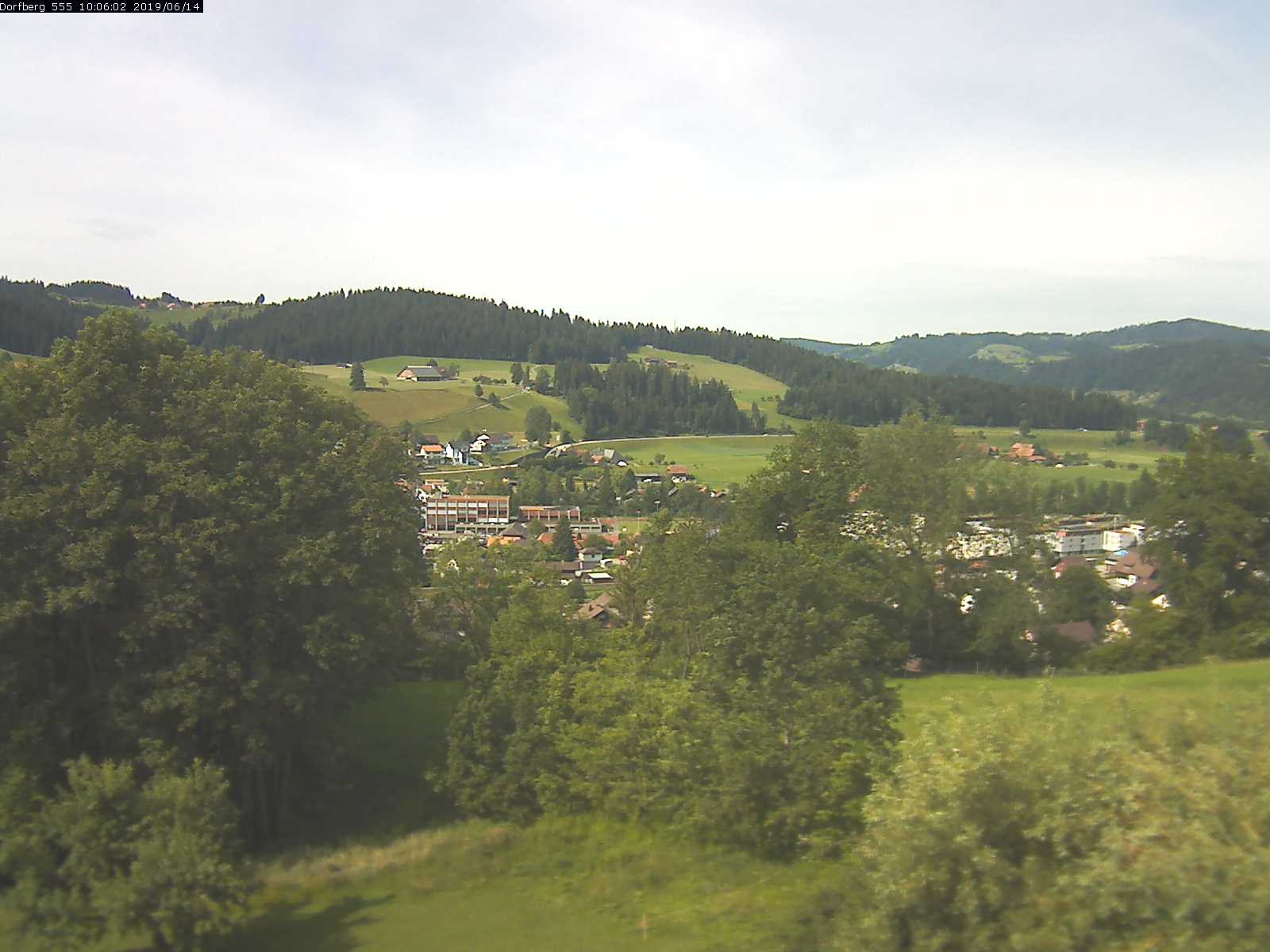 Webcam-Bild: Aussicht vom Dorfberg in Langnau 20190614-100601