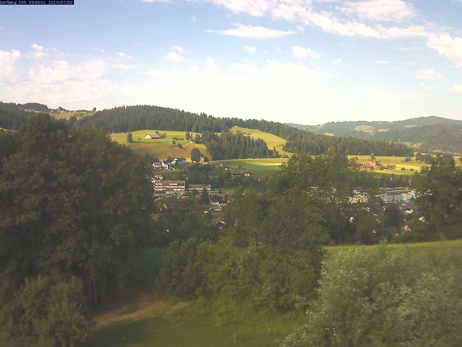 Webcam-Bild: Aussicht vom Dorfberg in Langnau 20190702-090601