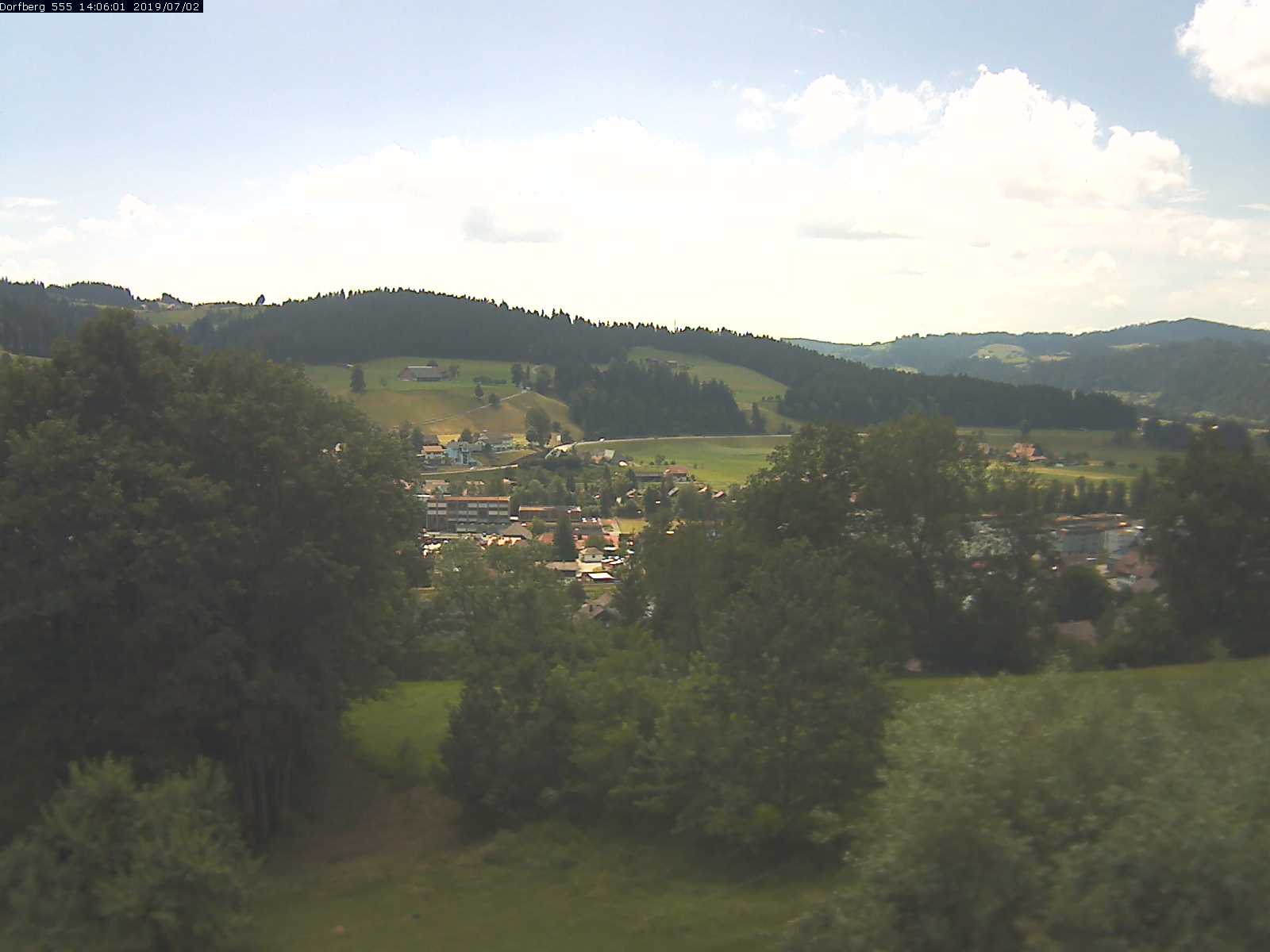 Webcam-Bild: Aussicht vom Dorfberg in Langnau 20190702-140601