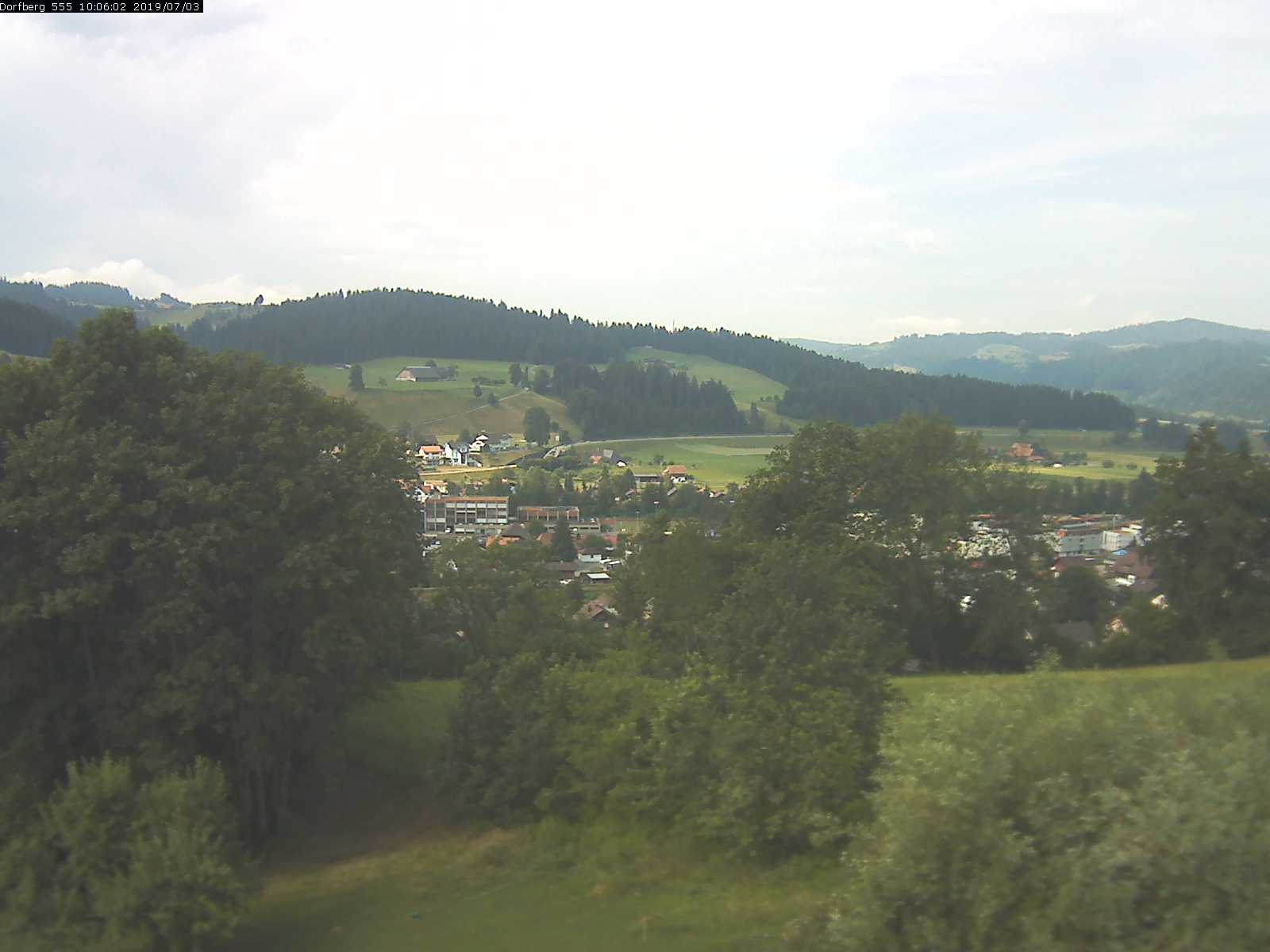 Webcam-Bild: Aussicht vom Dorfberg in Langnau 20190703-100601