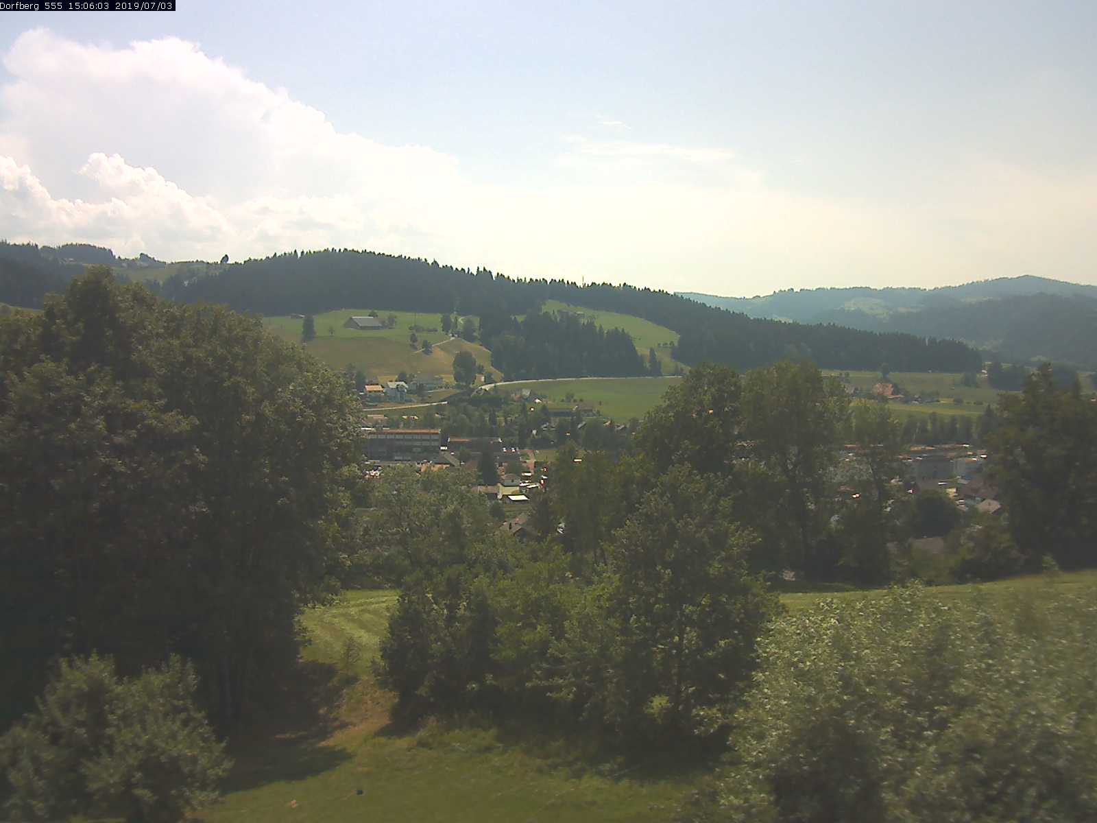 Webcam-Bild: Aussicht vom Dorfberg in Langnau 20190703-150601