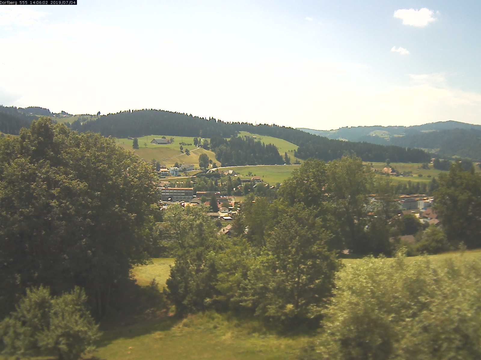 Webcam-Bild: Aussicht vom Dorfberg in Langnau 20190704-140601